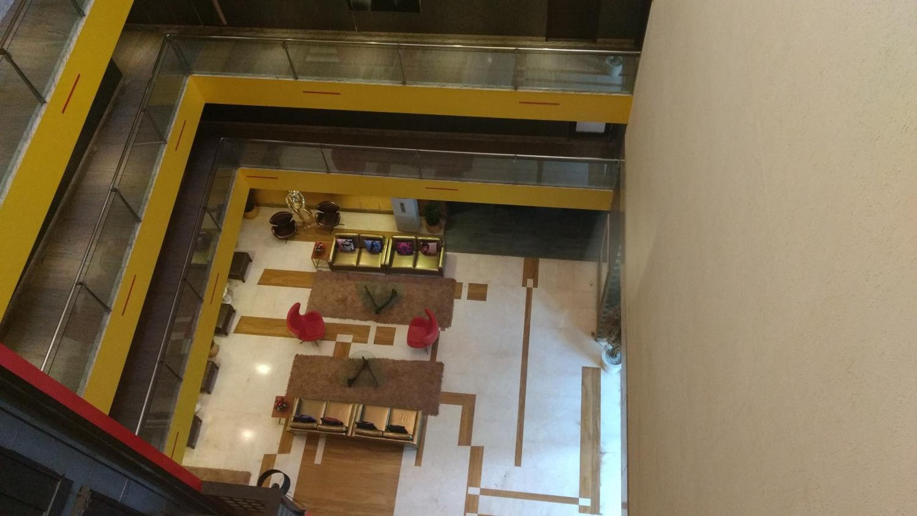 Landmark Suites Bollywood design Hotel