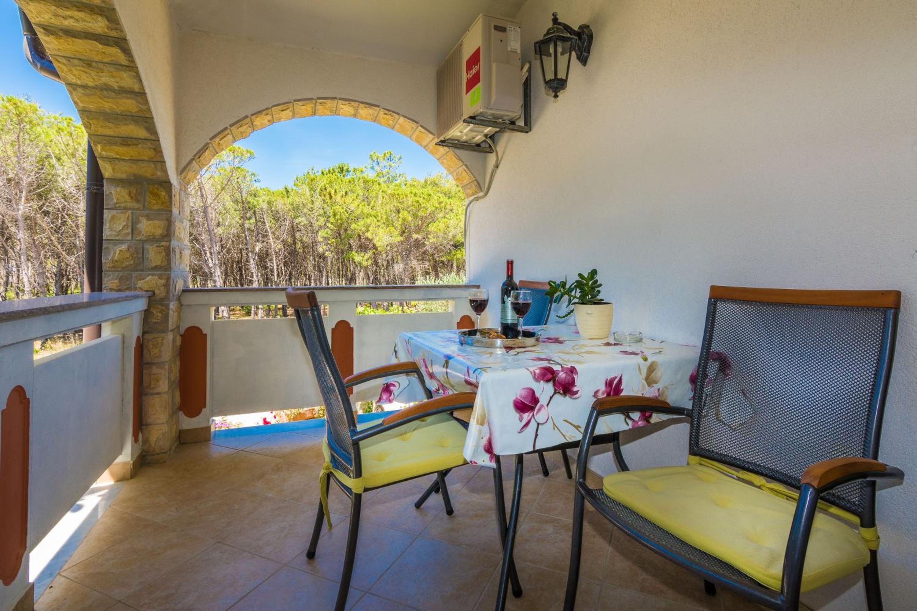 Apartmani J & B view 5