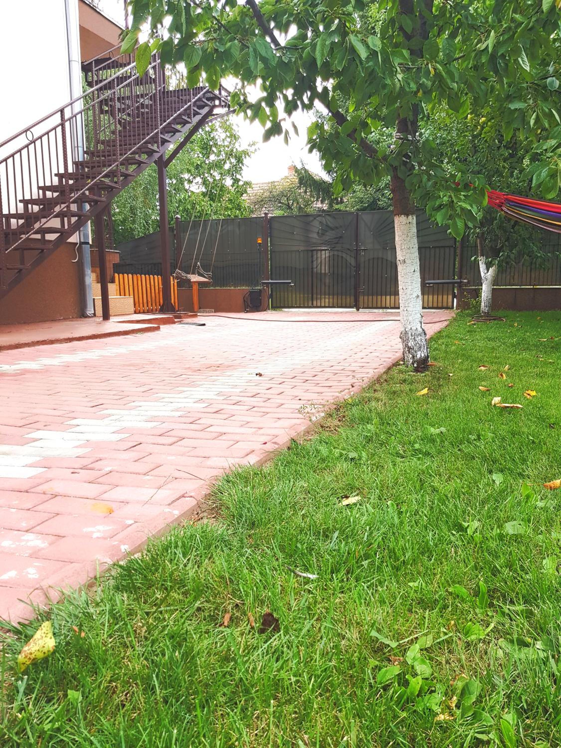 Apulum Gardens