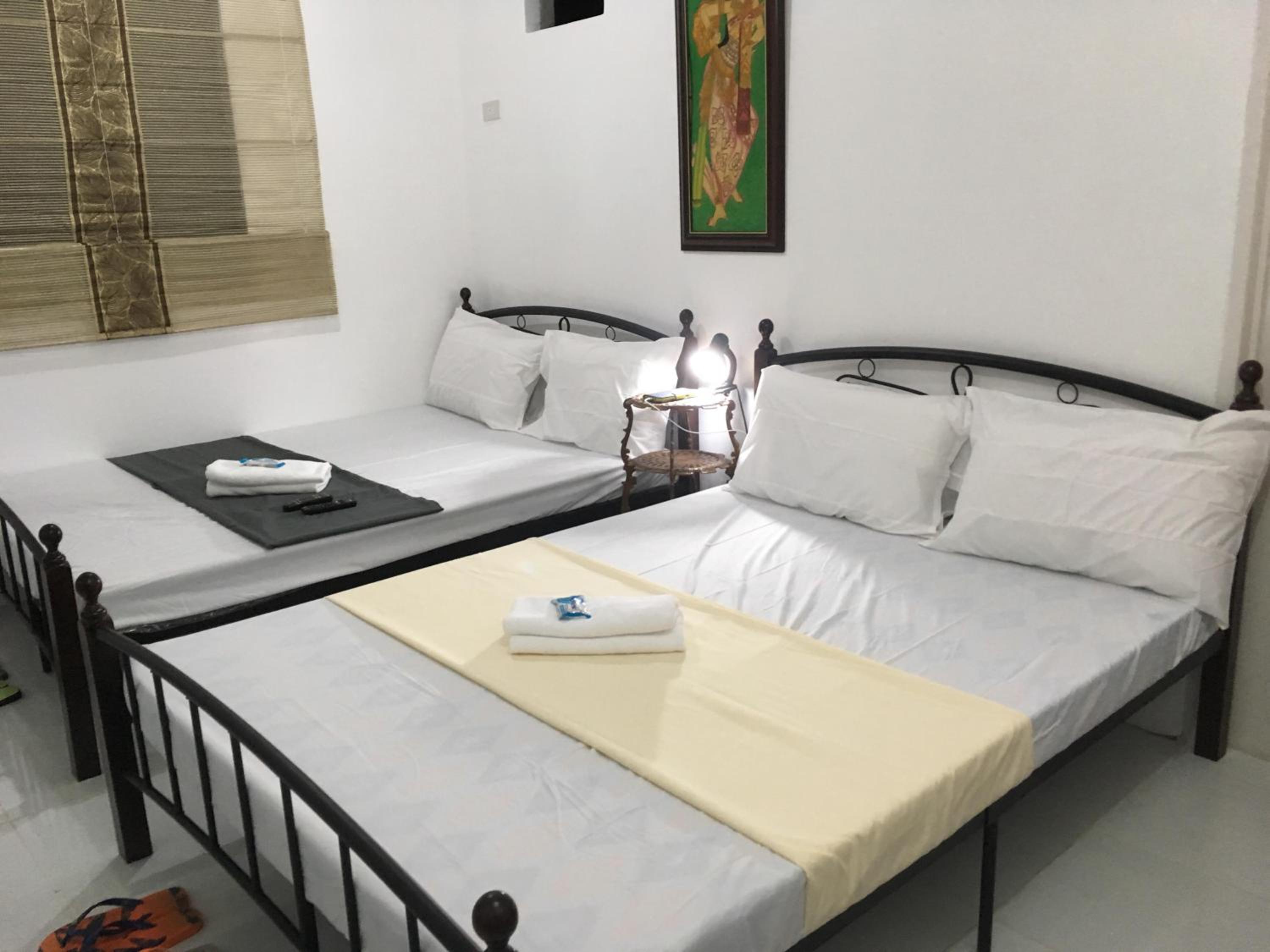 Silang Near Tagaytay Transient Rooms for Family