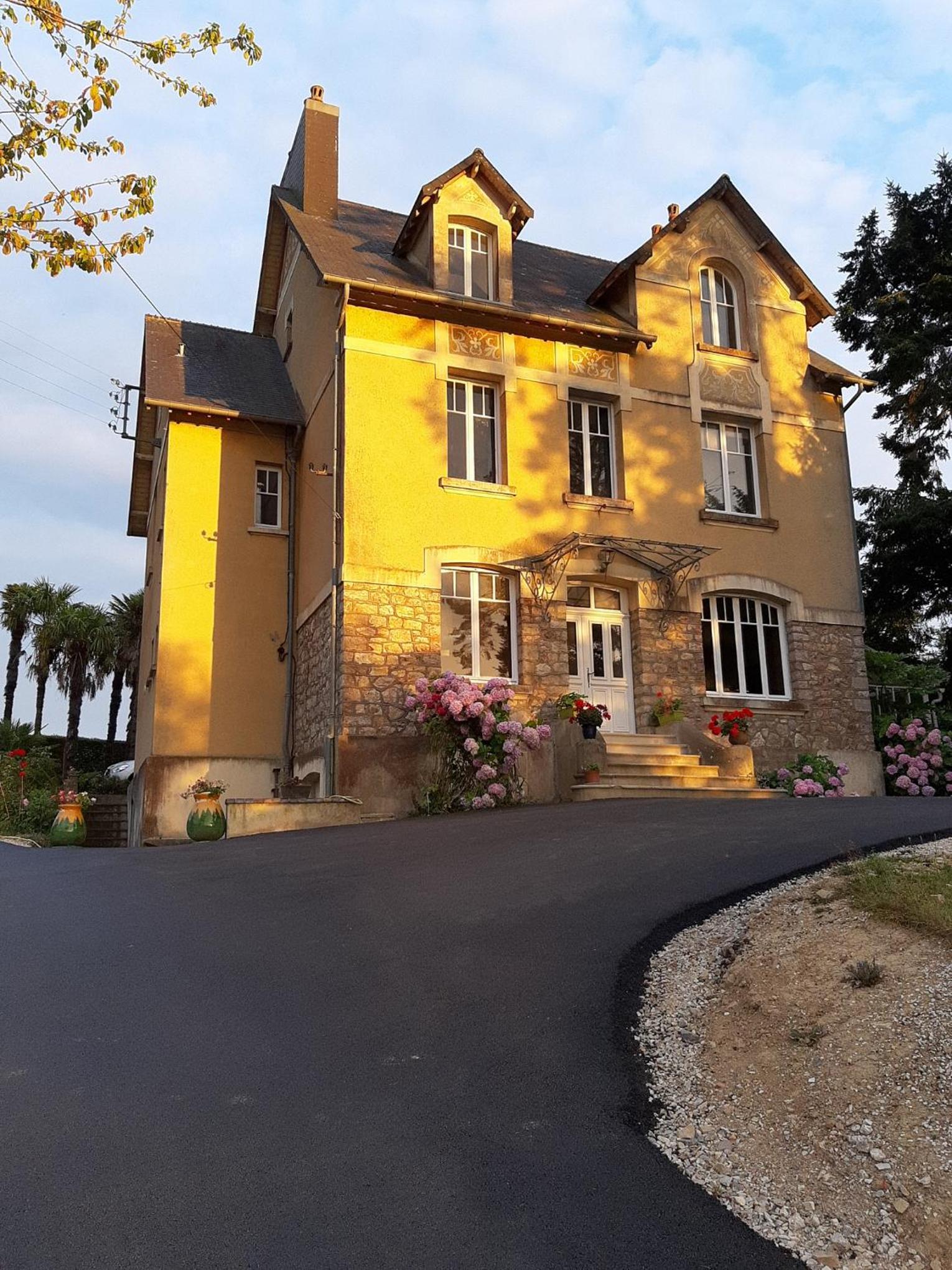 La Garenne view 2
