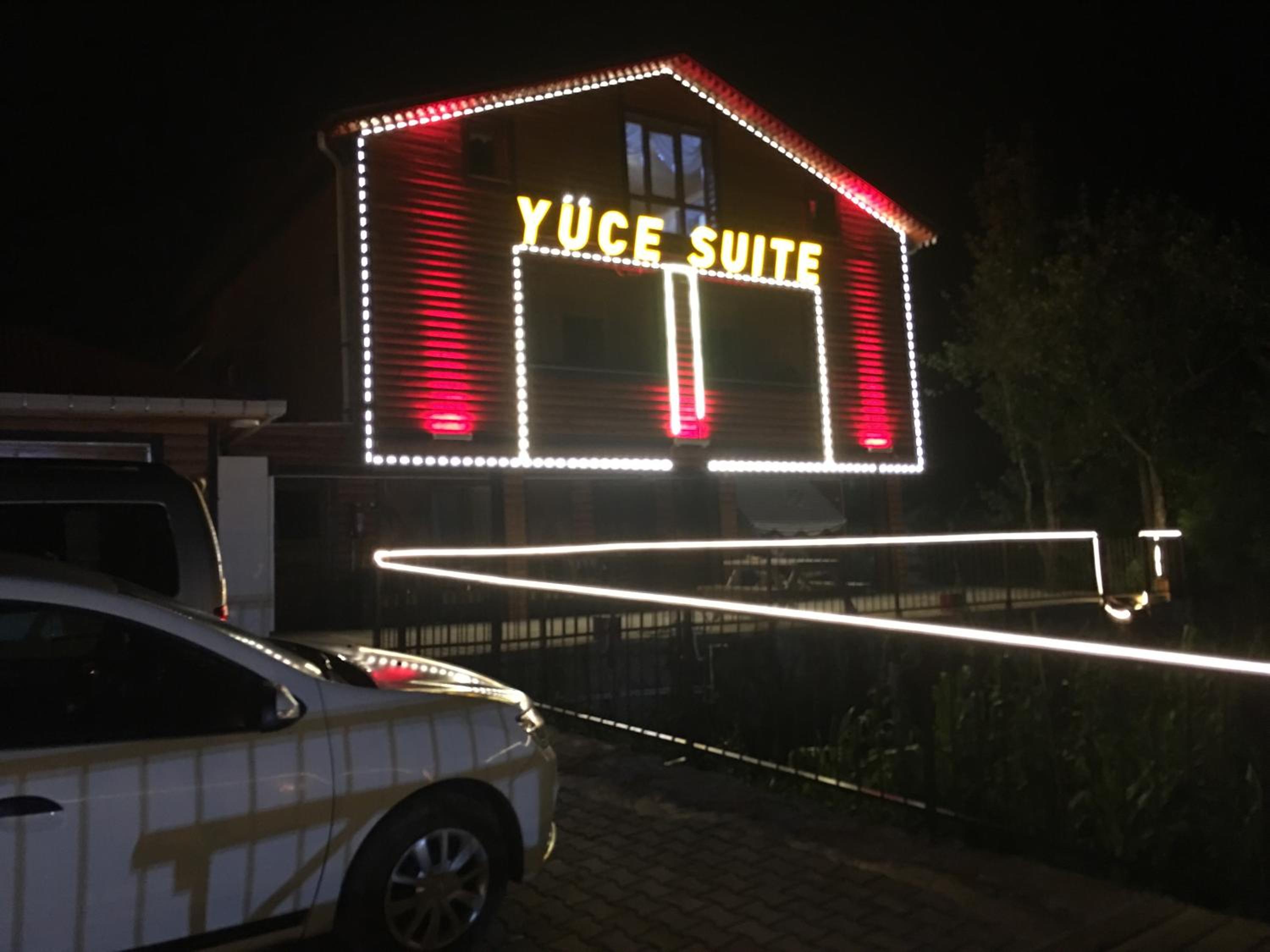 Yüce Suite