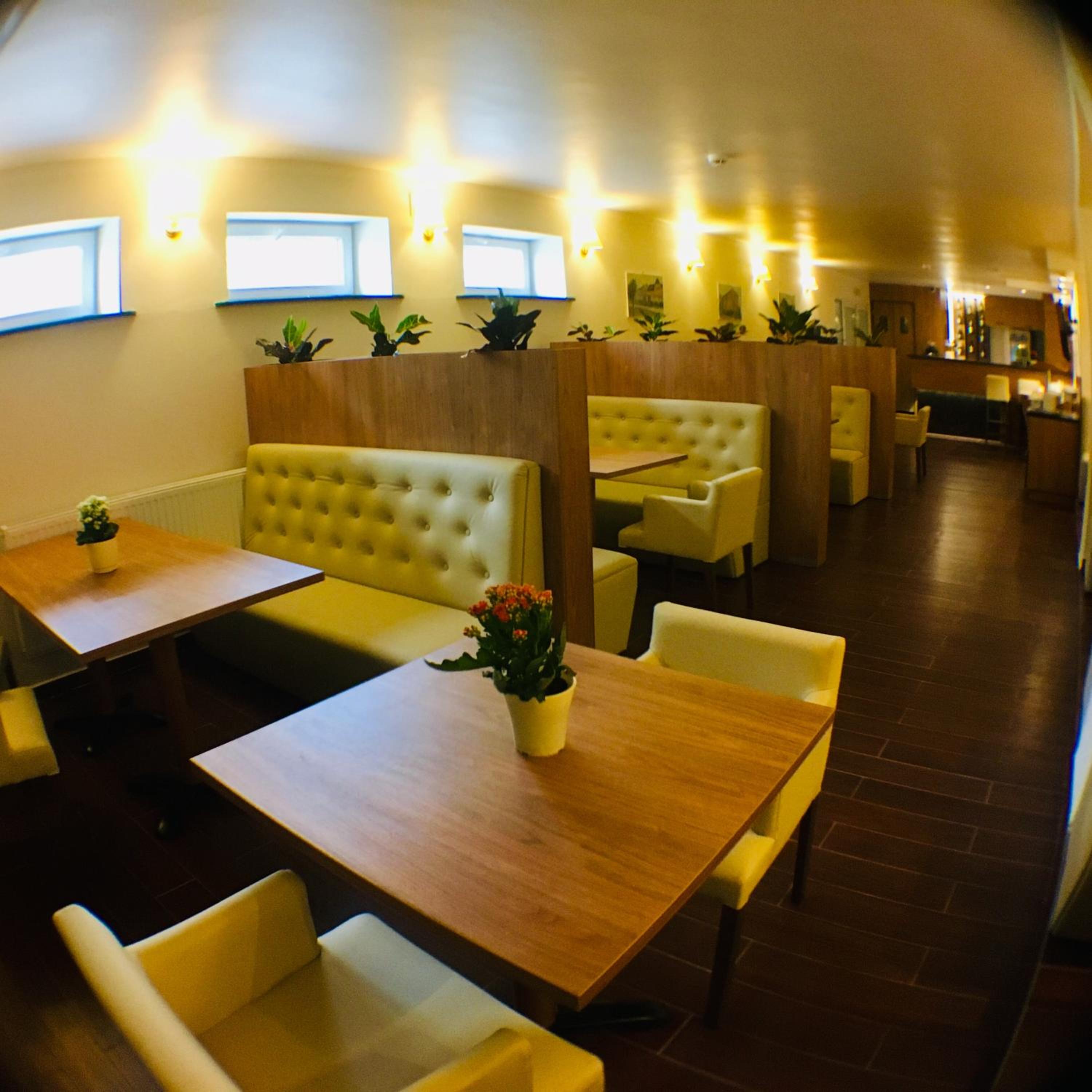 restaurant
