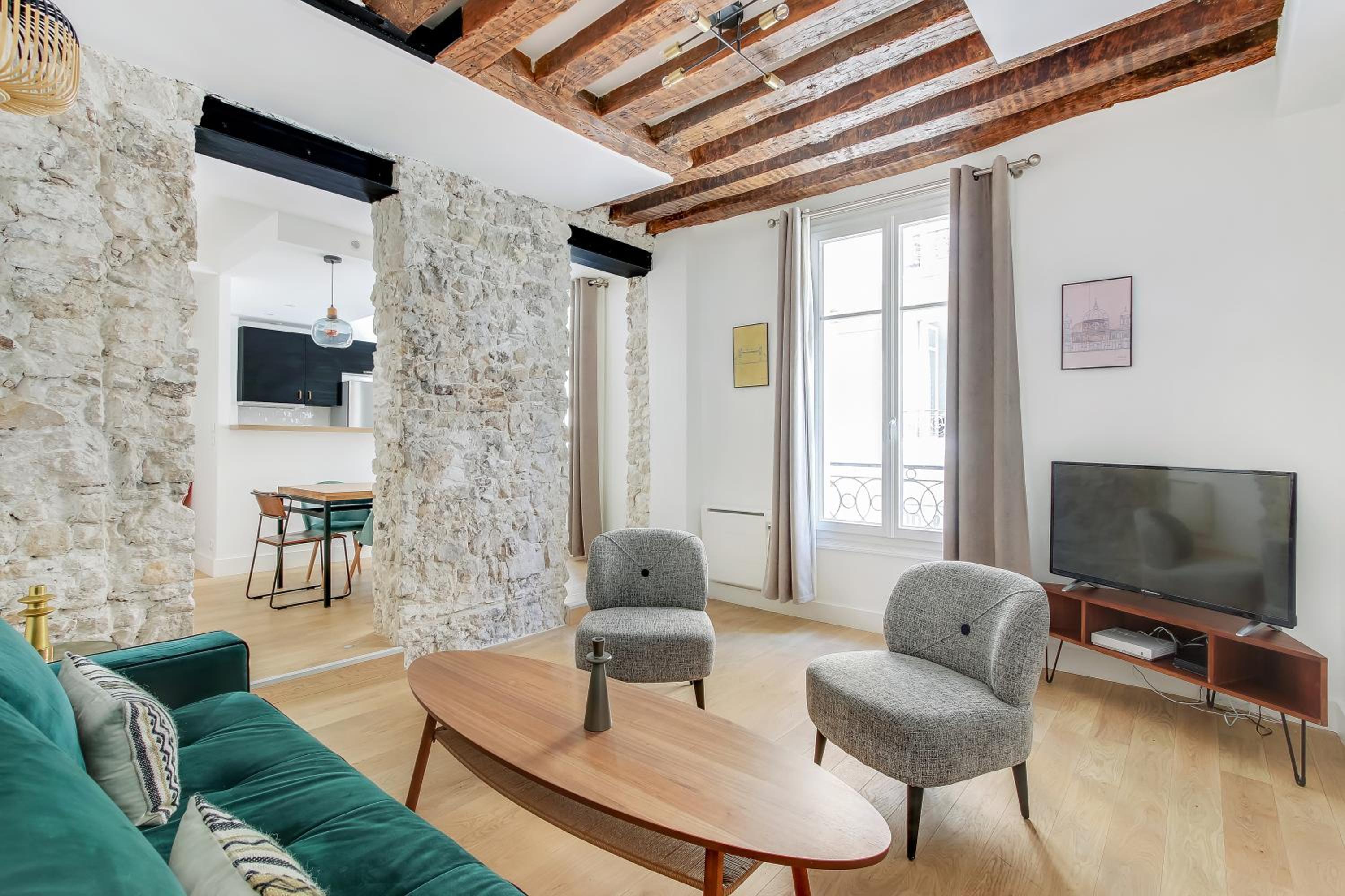 Pick A Flat's Apartment in Le Marais - Rue Saint Apoline