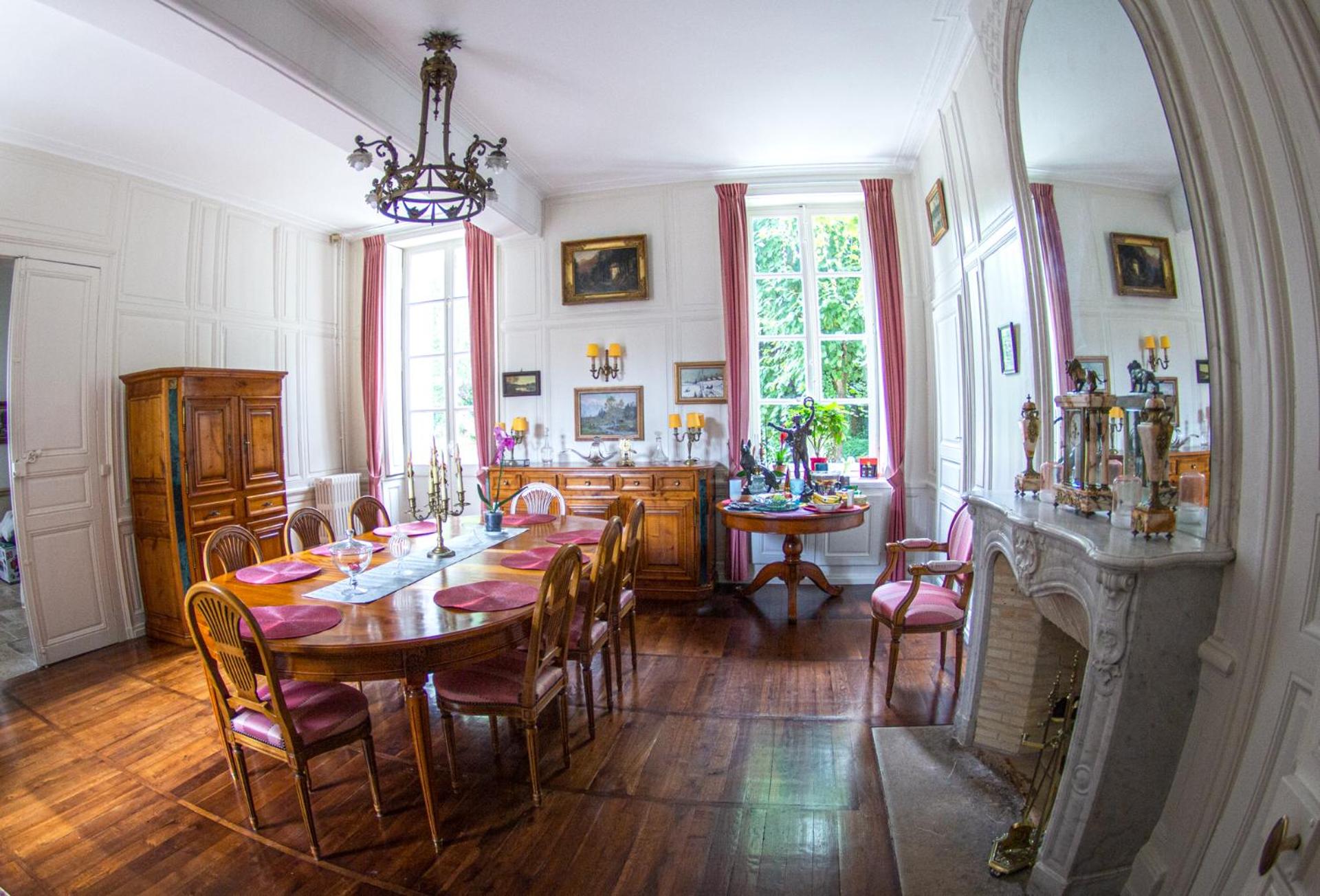 Saint-Eusèbe Mansion - Hôtel Particulier St-Eusèbe