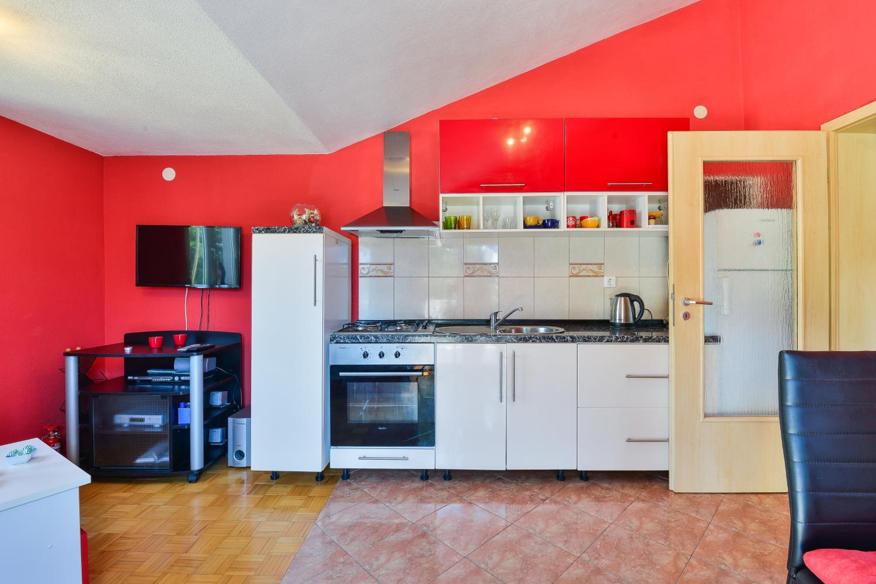 Apartments Crno