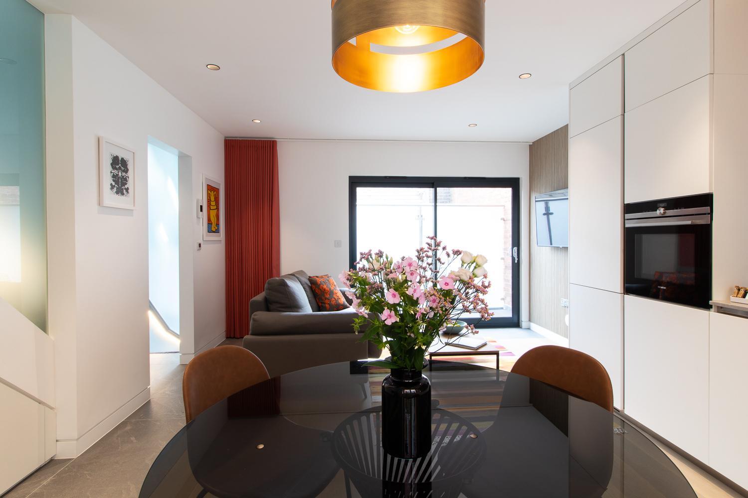 Mirabilis Apartments, Wells Court