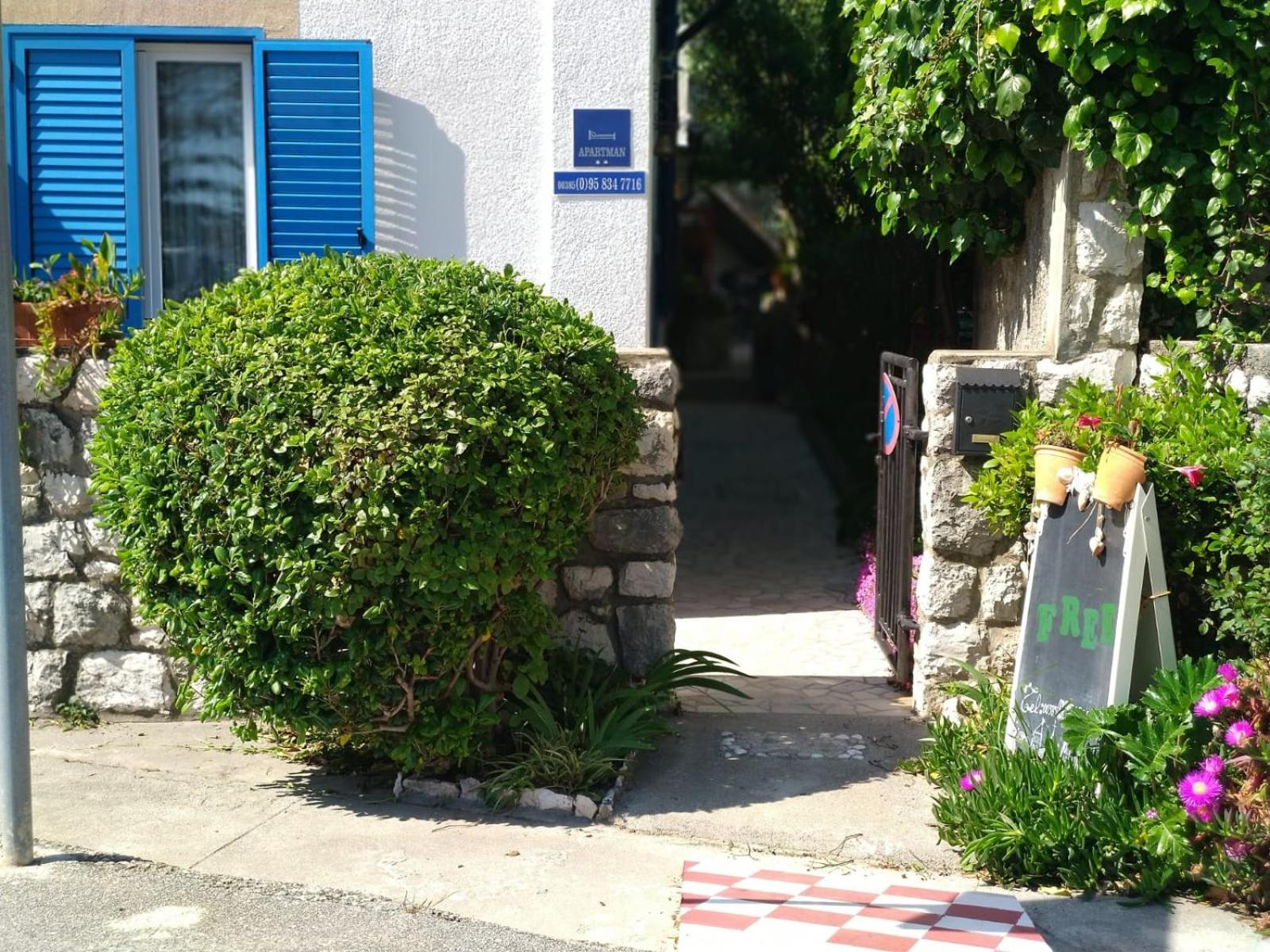 Seaside Villa Katrine view 4