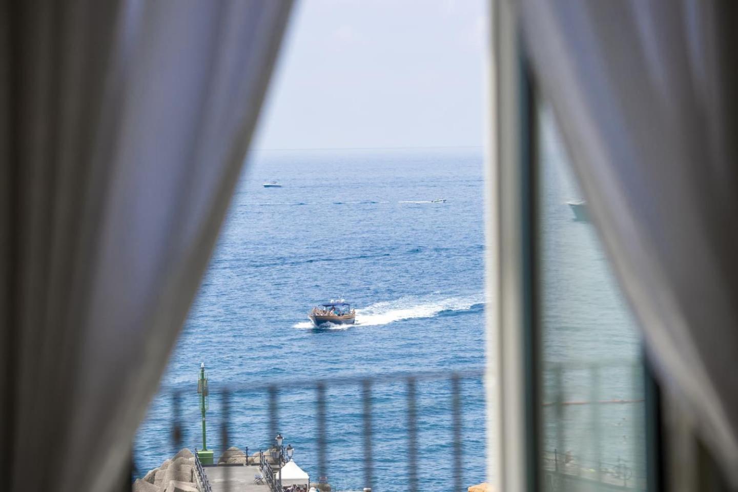 Amalfi-Sun