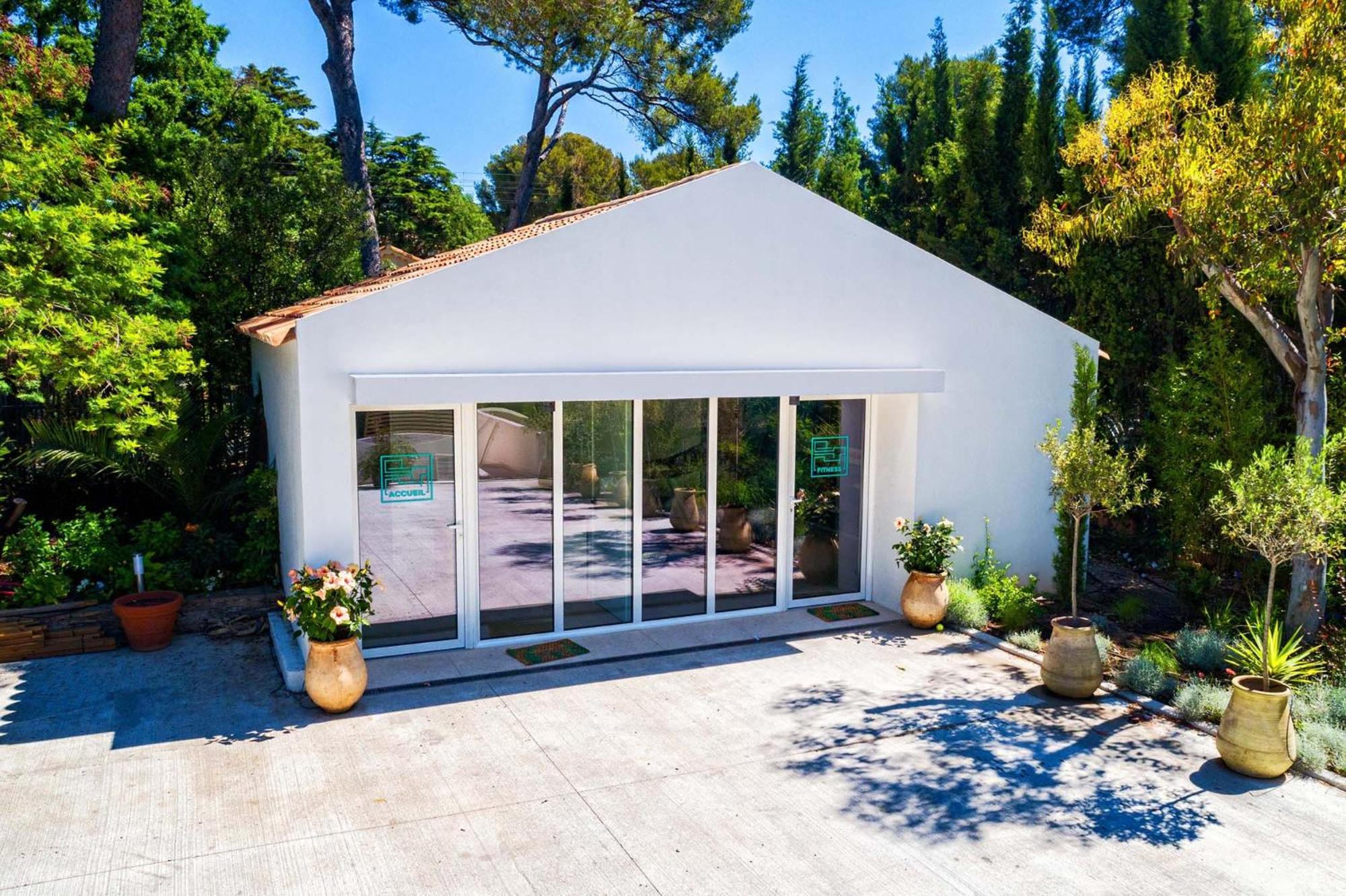 Villa Catleya Appart Hotel — 8