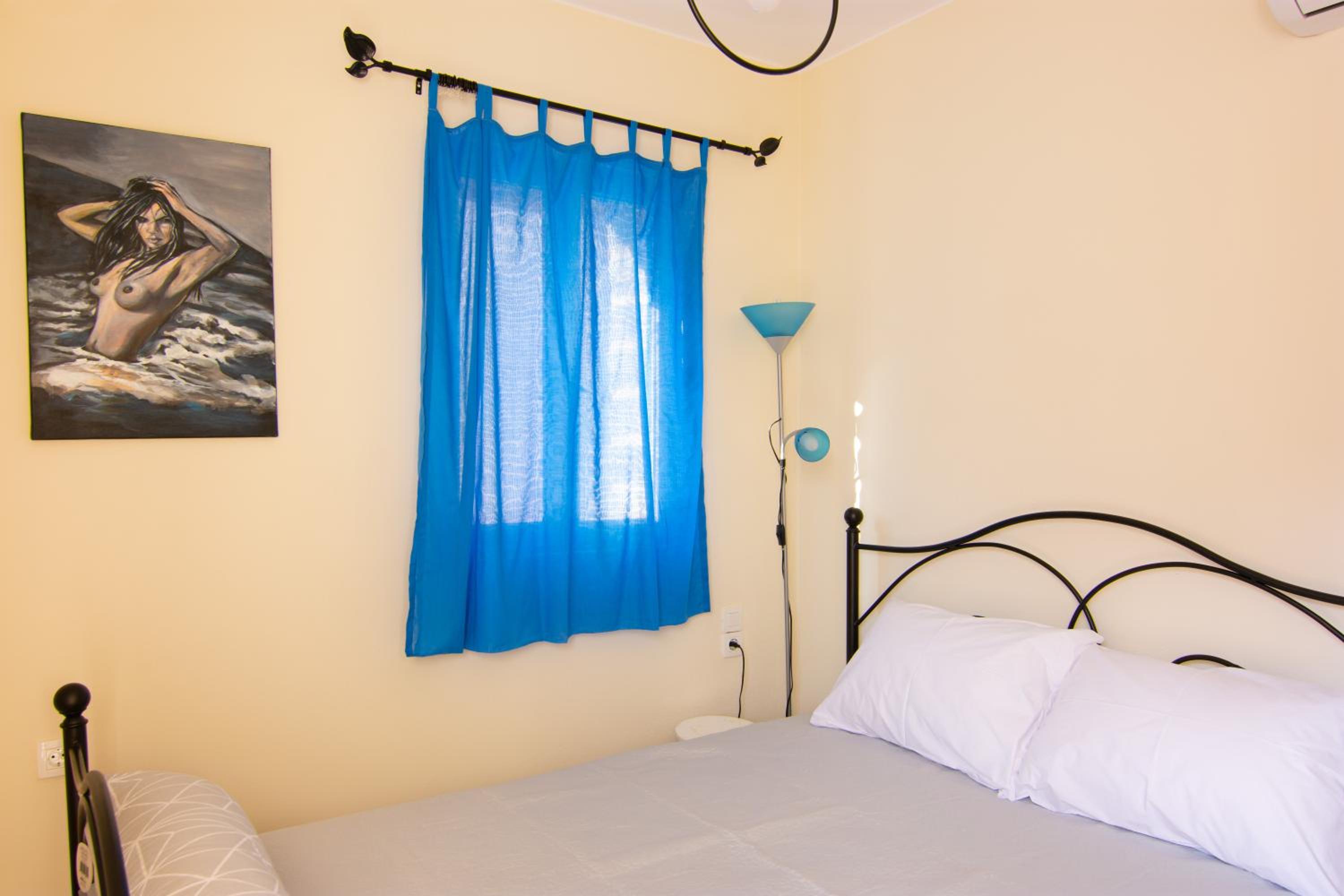 Lilas Traditional Maisonette view 3