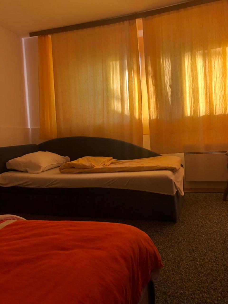 Apartment near center