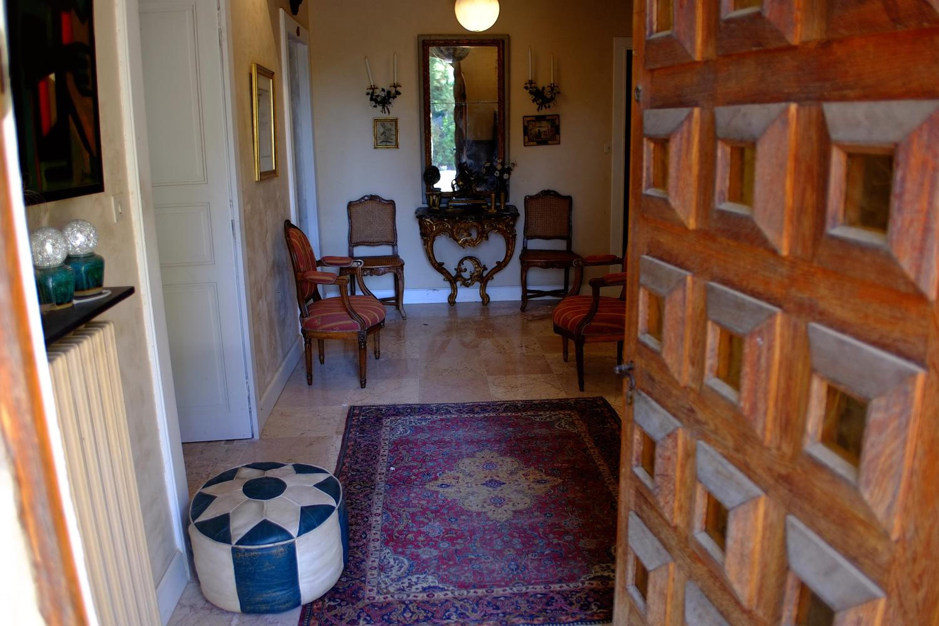Photo 6