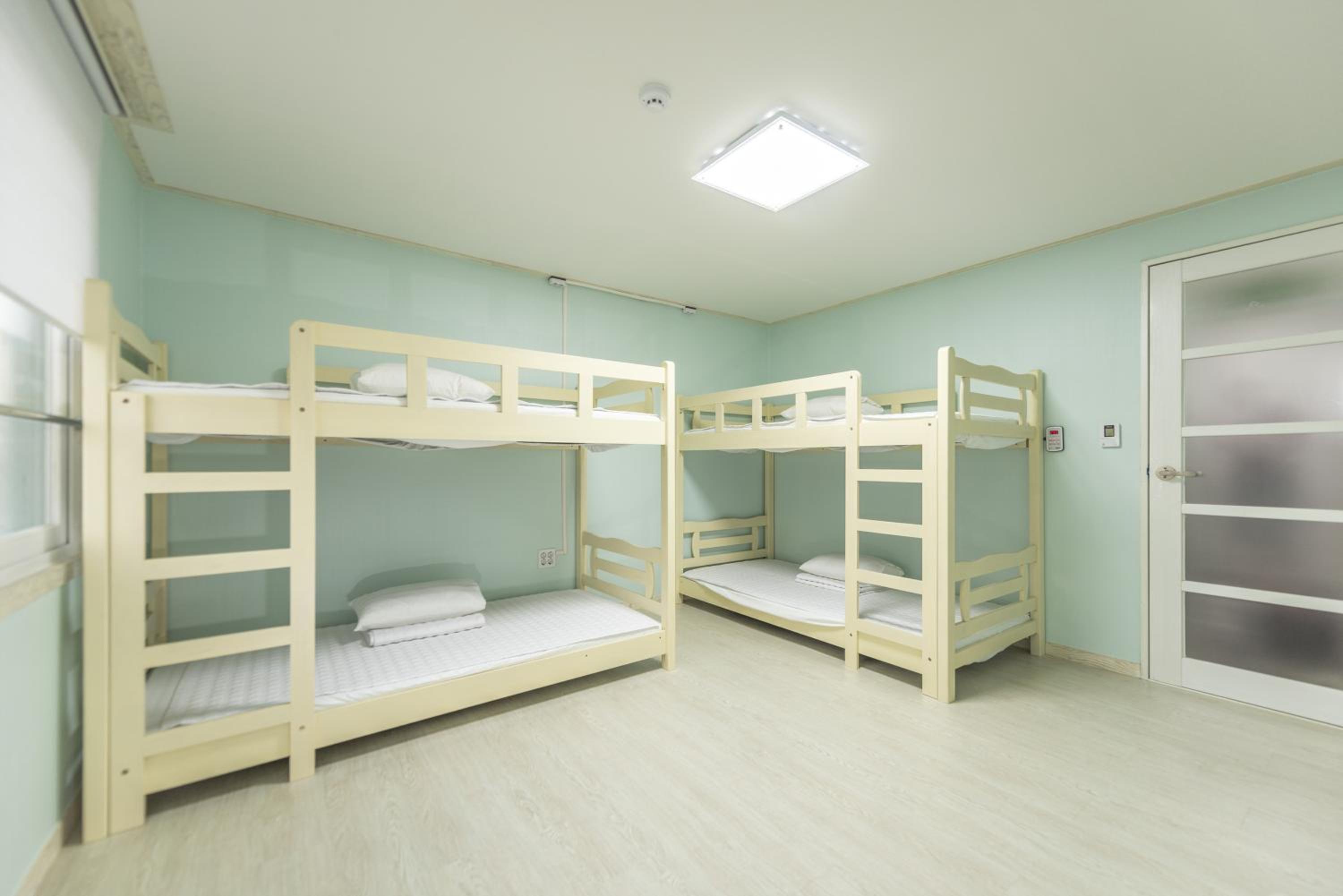 Big O Show Guesthouse