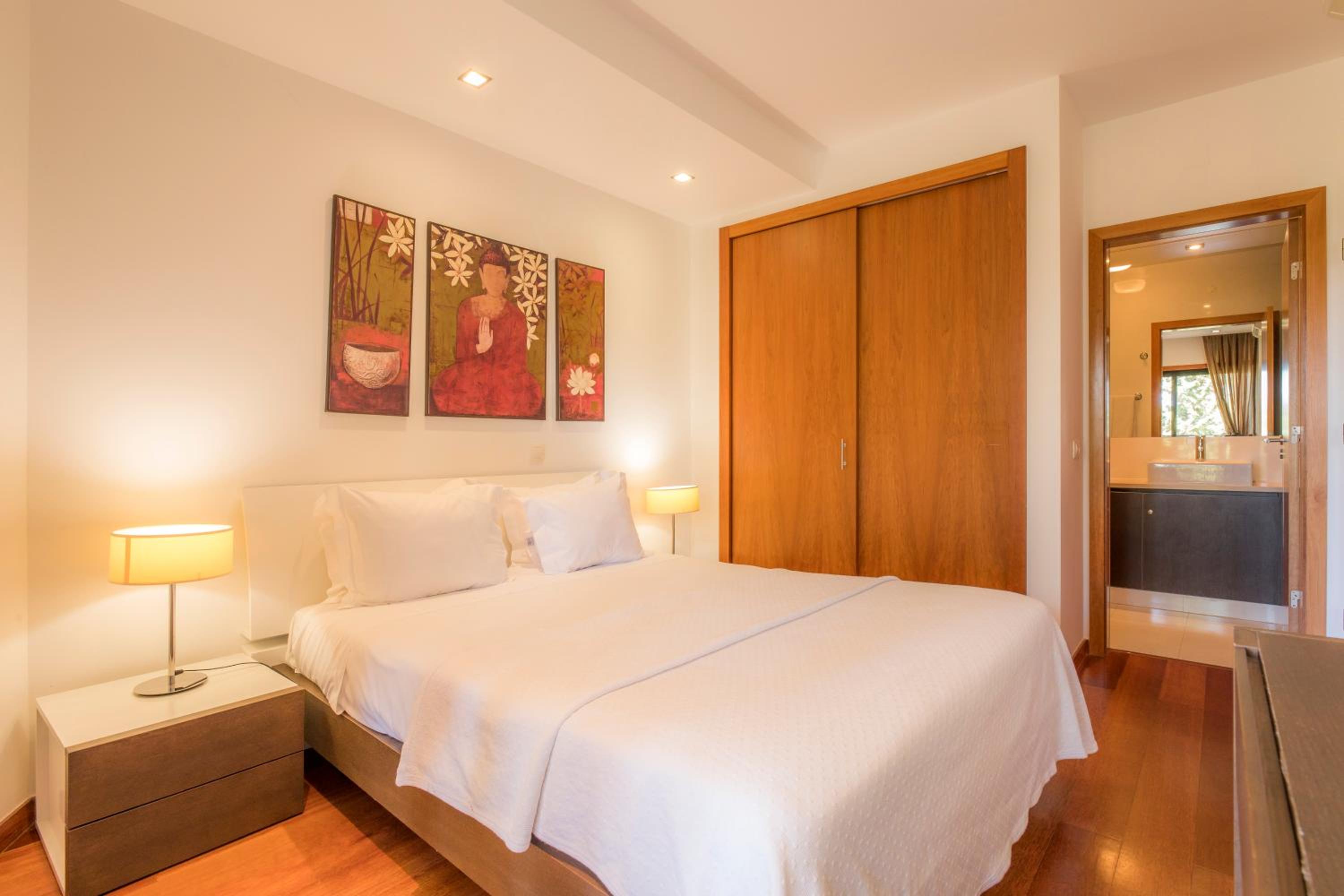 Luz casas- BayLuz apart,pool,beach, tennis, wifi,aircon view 5