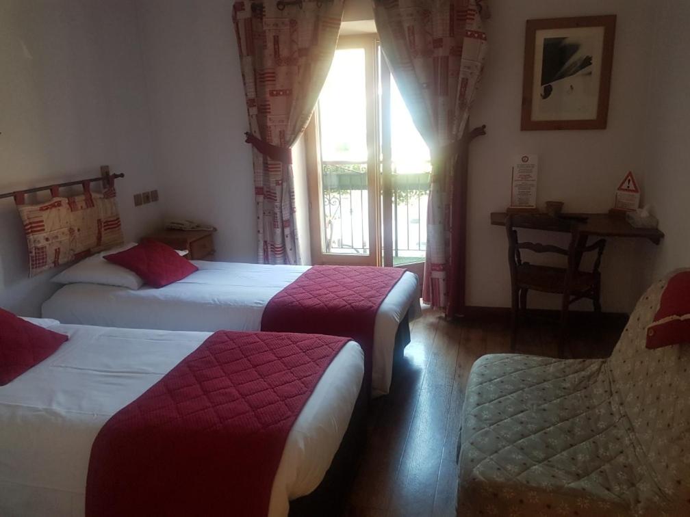 Hotel Hôtel Restaurant Angival - Chambres et Appartement - Image 1