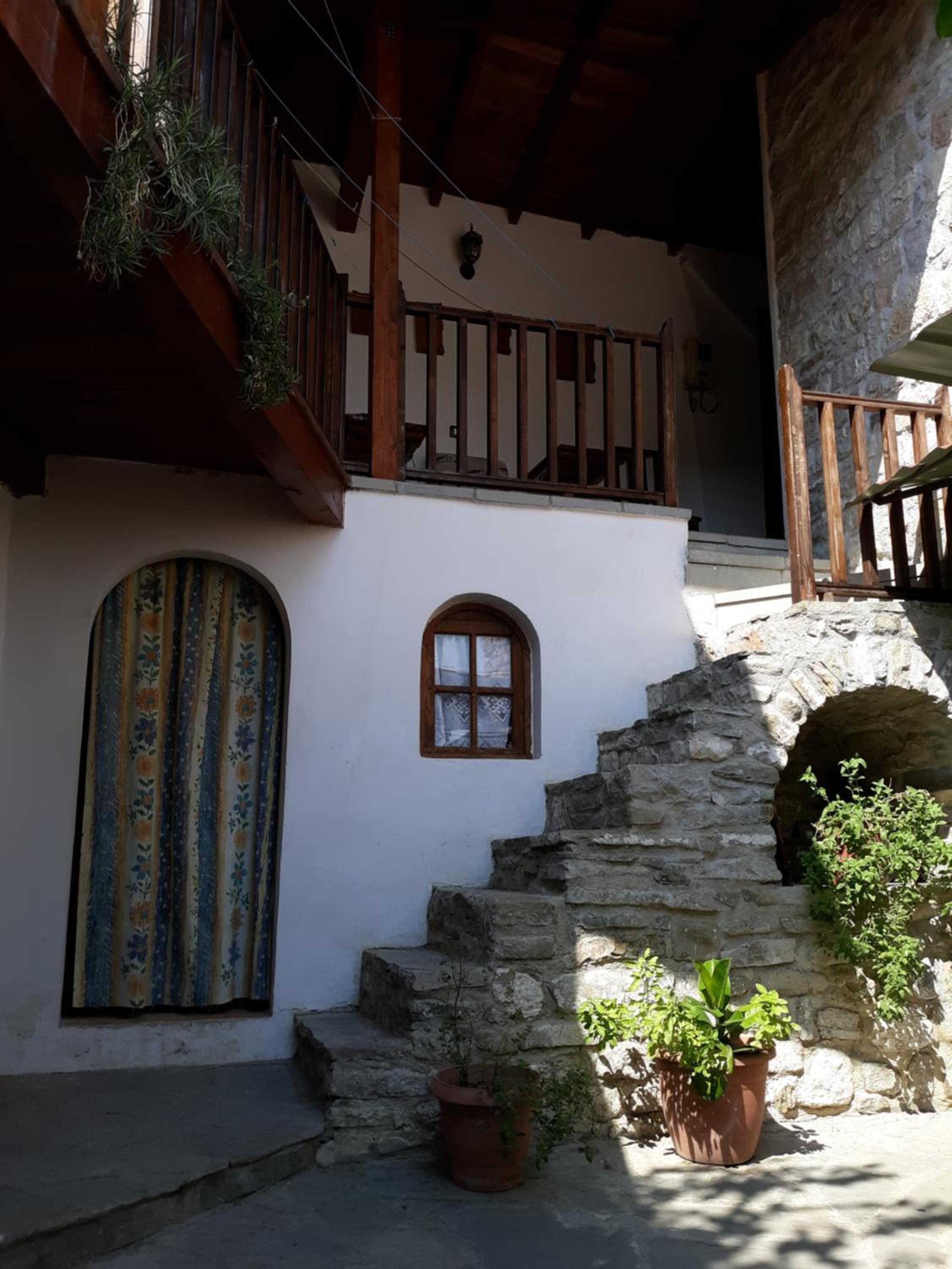 Hostel Mangalem