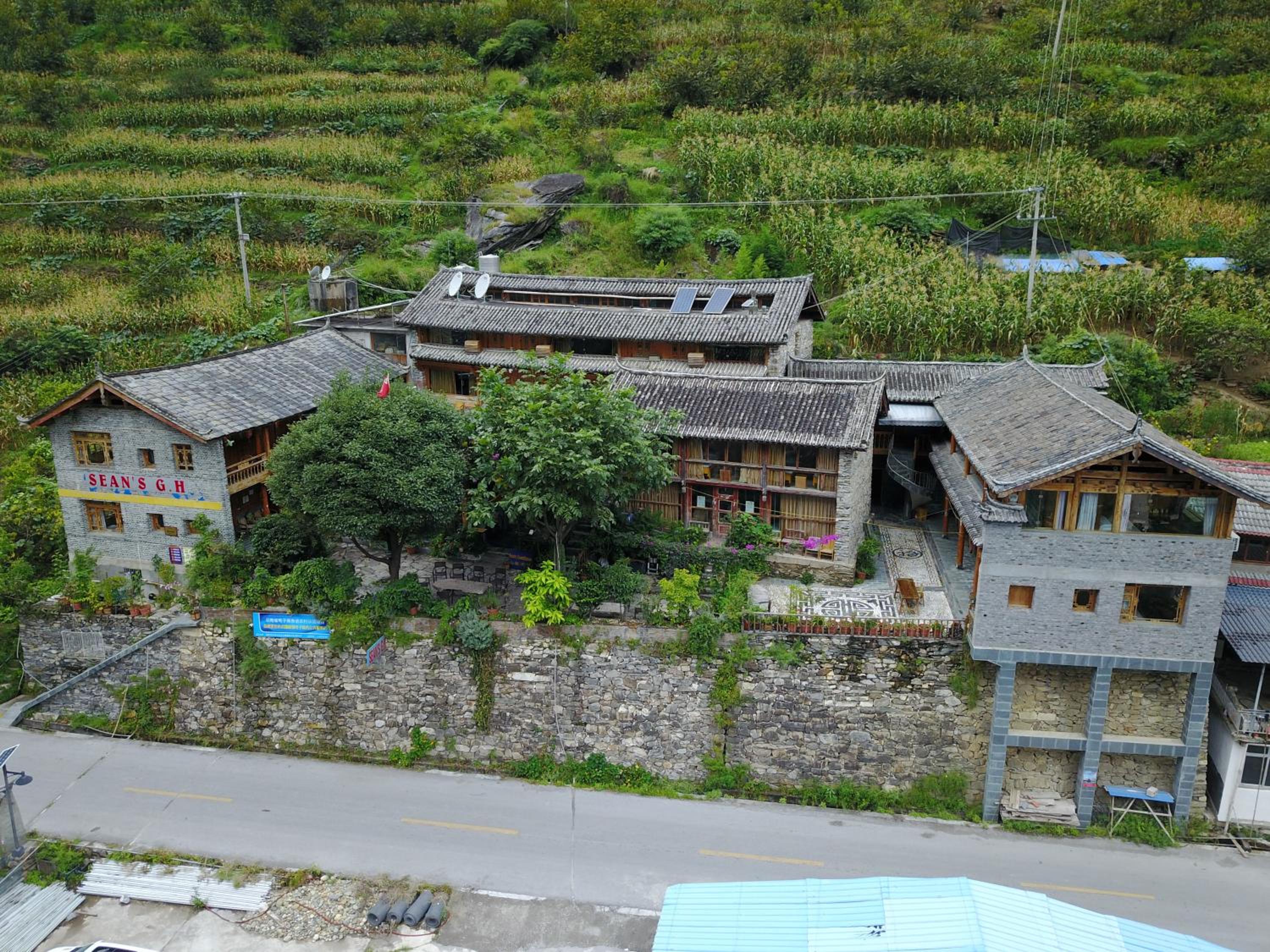 Tiger Leaping Gorge Sean’s Spring Guesthouse