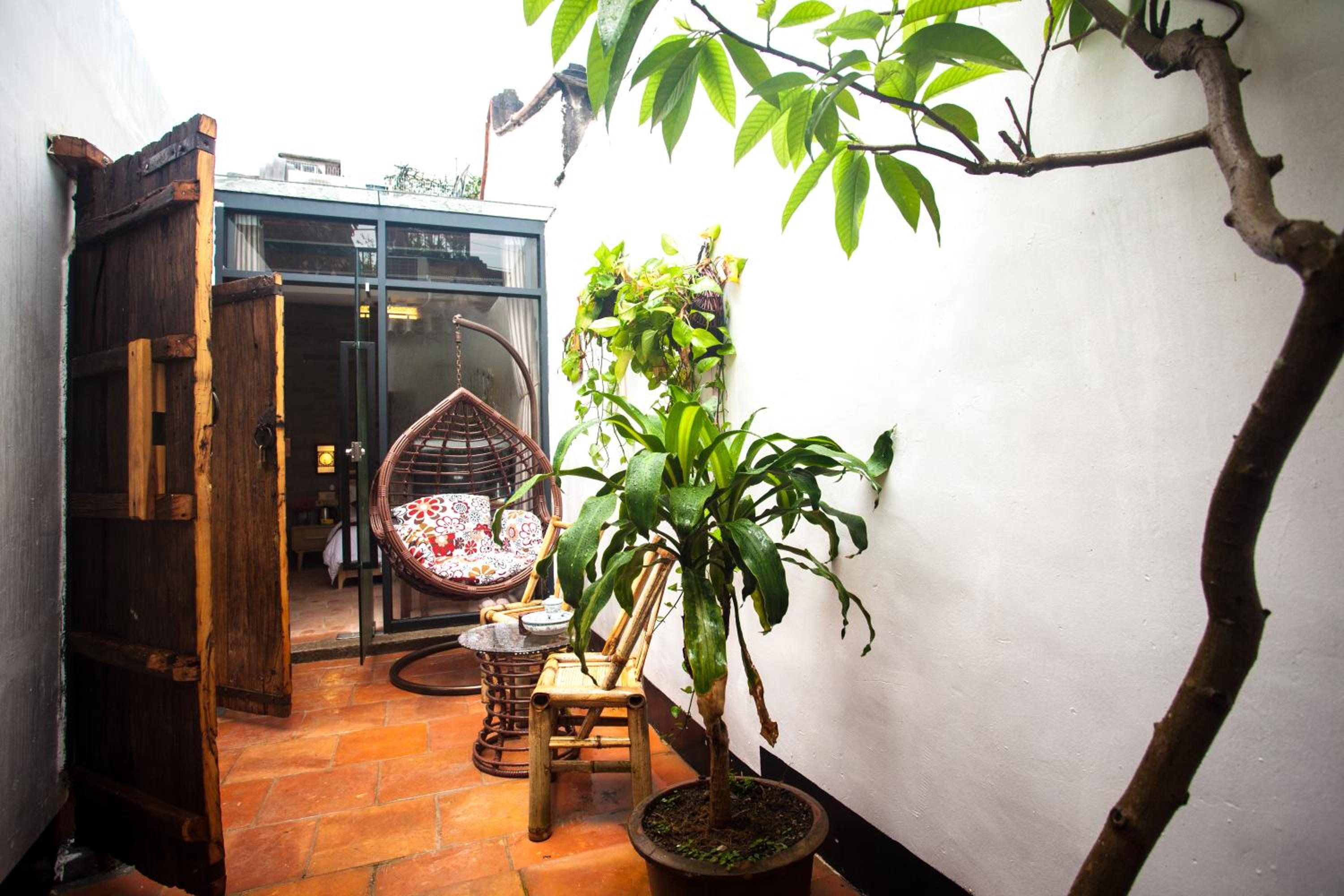 balcony