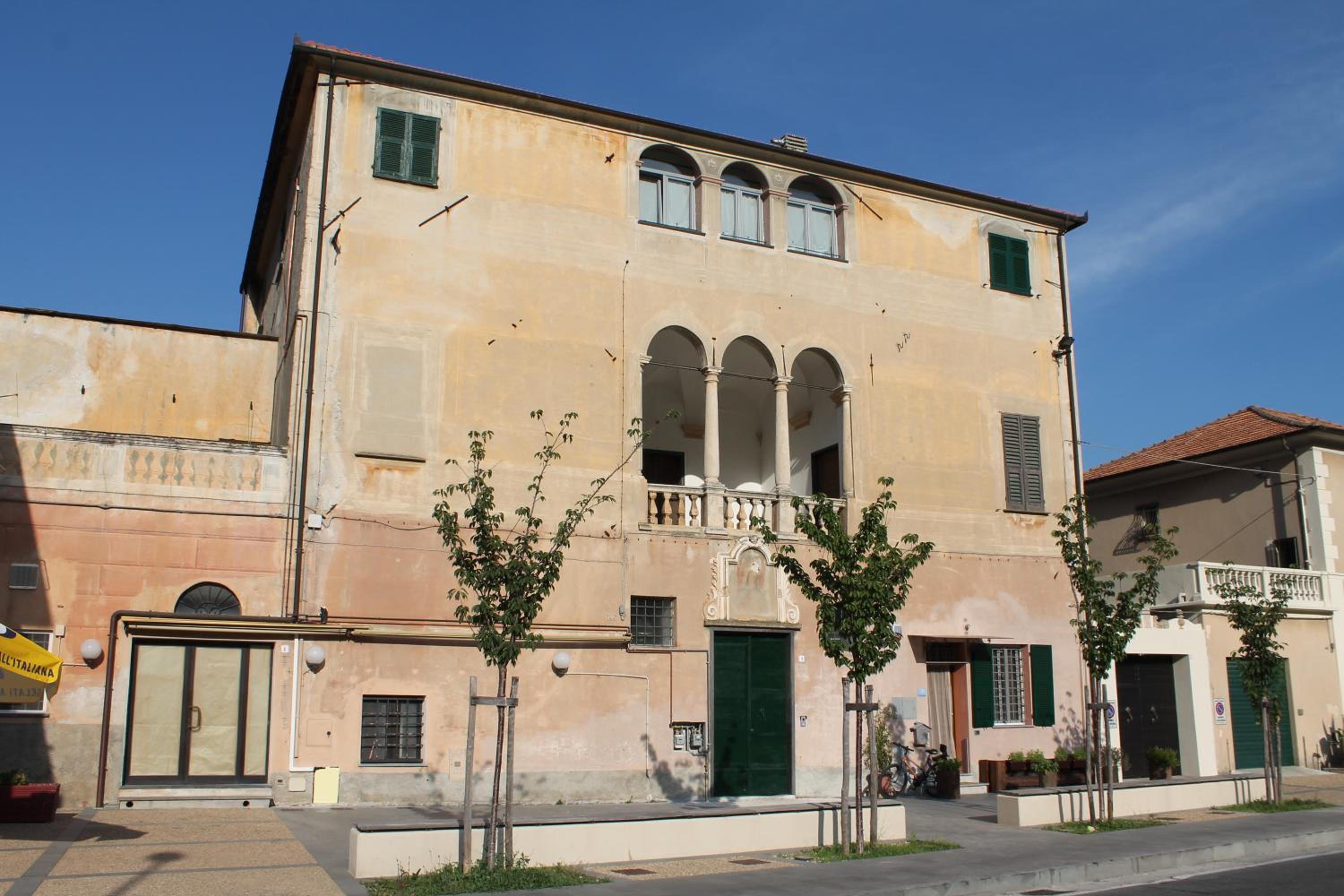Photo 11