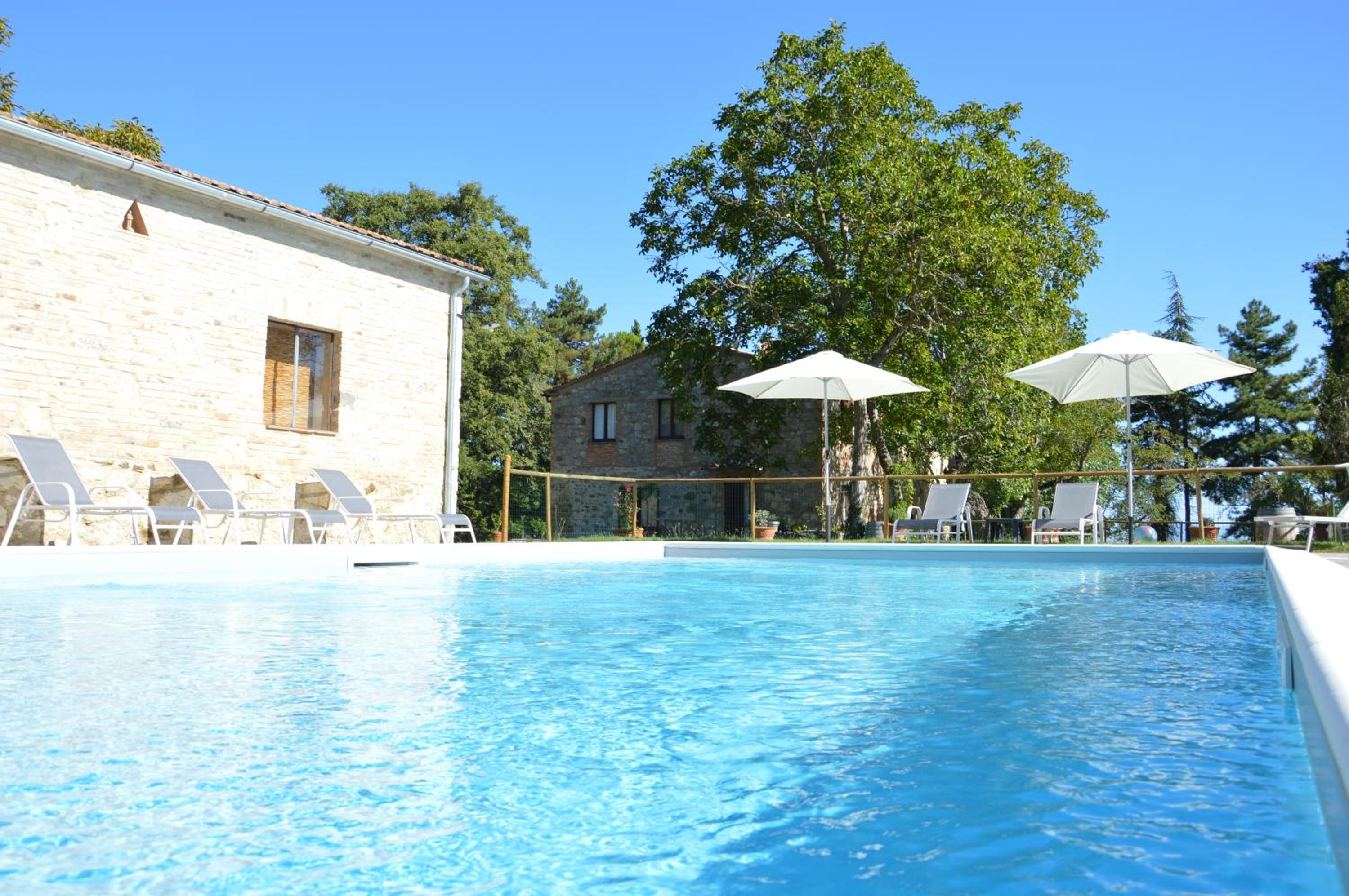 Casale in toscana view 2
