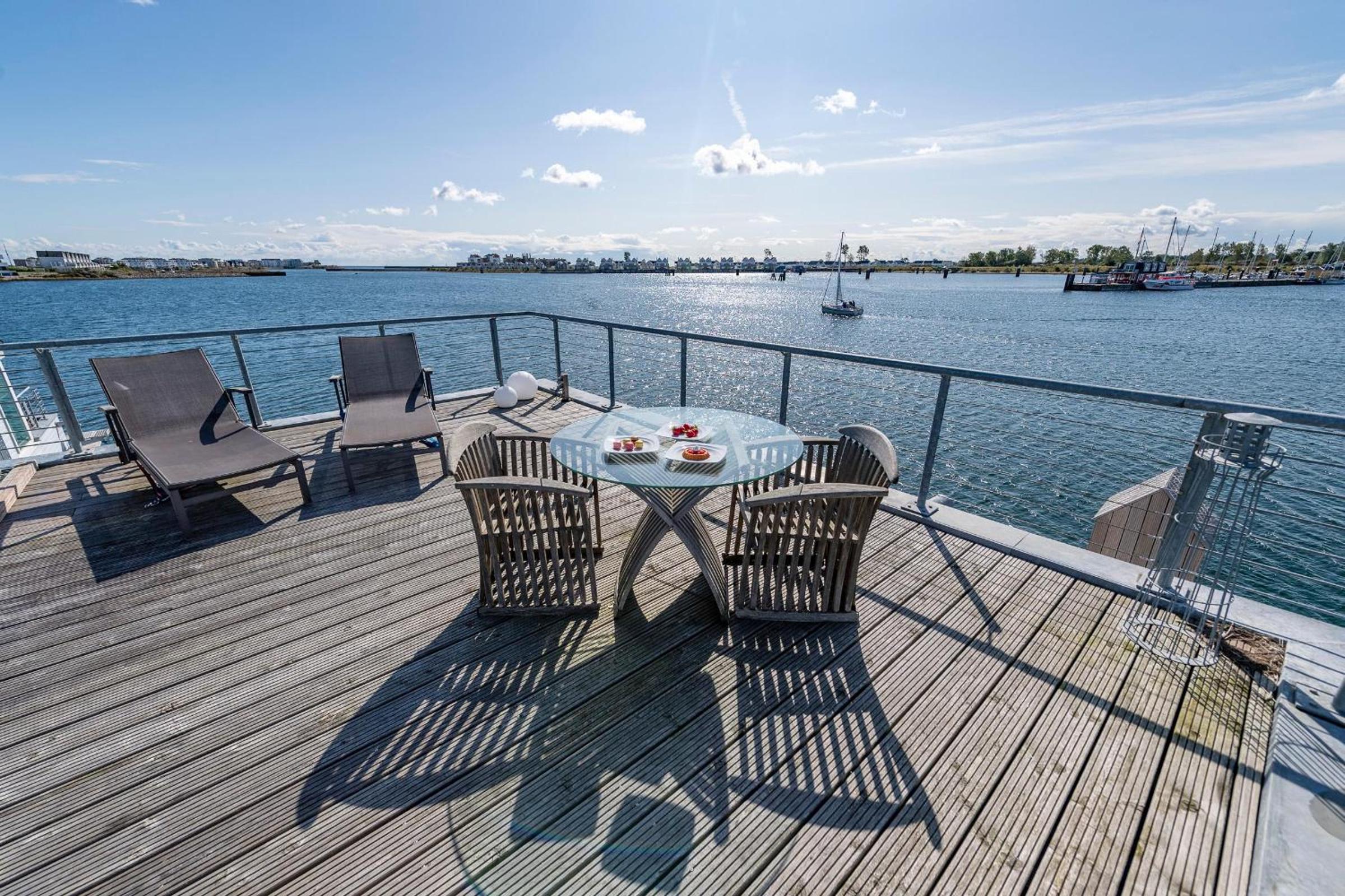 Schwimmendes Haus Waterfront