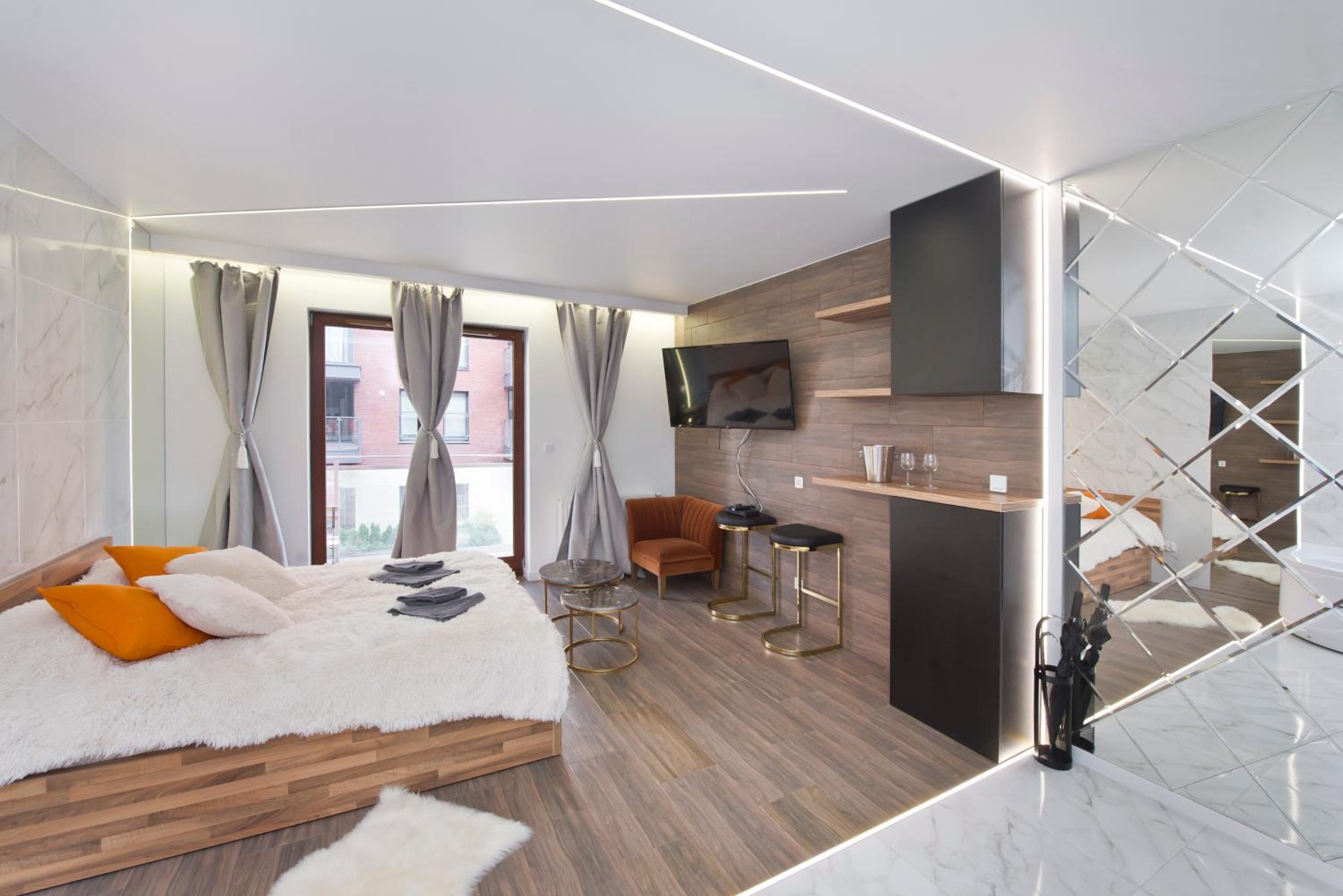 YOURAPART Chmielna Park Exclusive z Wanna wolnostojaca lub Jacuzzi