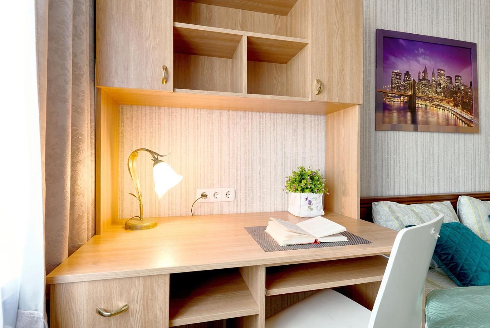 L3-82 Main Street - Modern New Three 3 Separate 3 Bedrooms 100 m2 - Central Location, Metro Palace of Sports - Gulliver Mall, Arena City