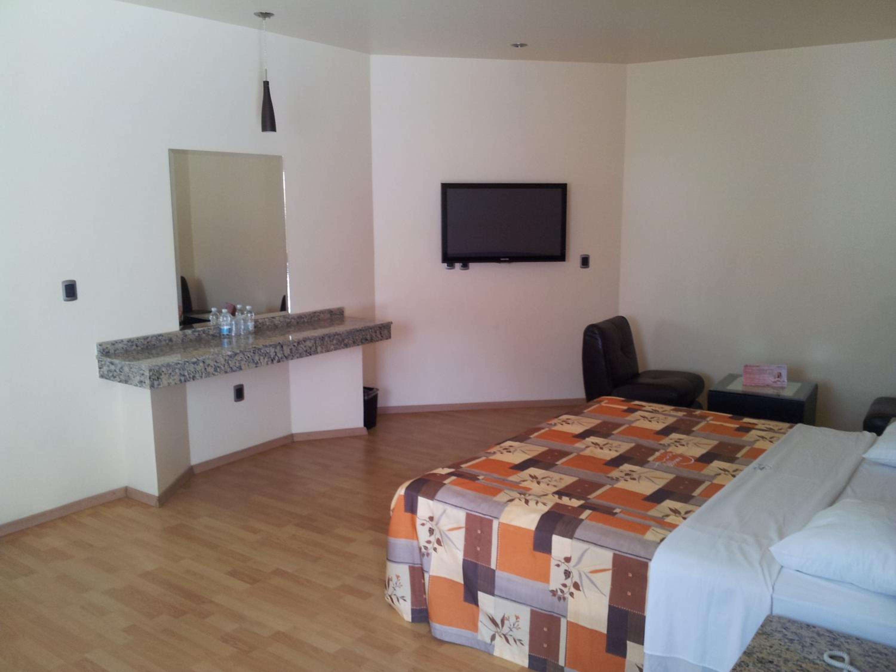 Hotel Motel Paraiso Suites