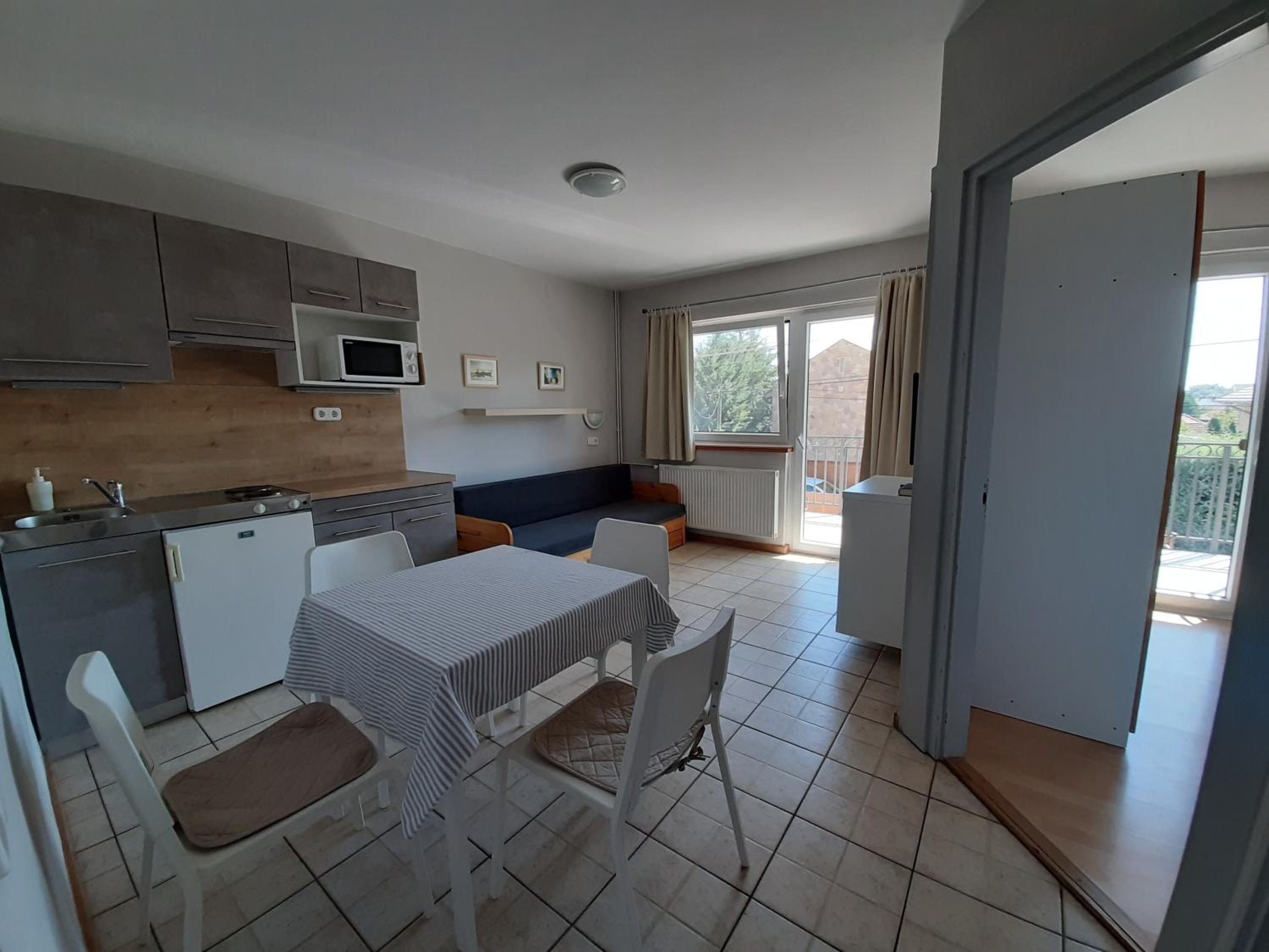 Família Apartmanház