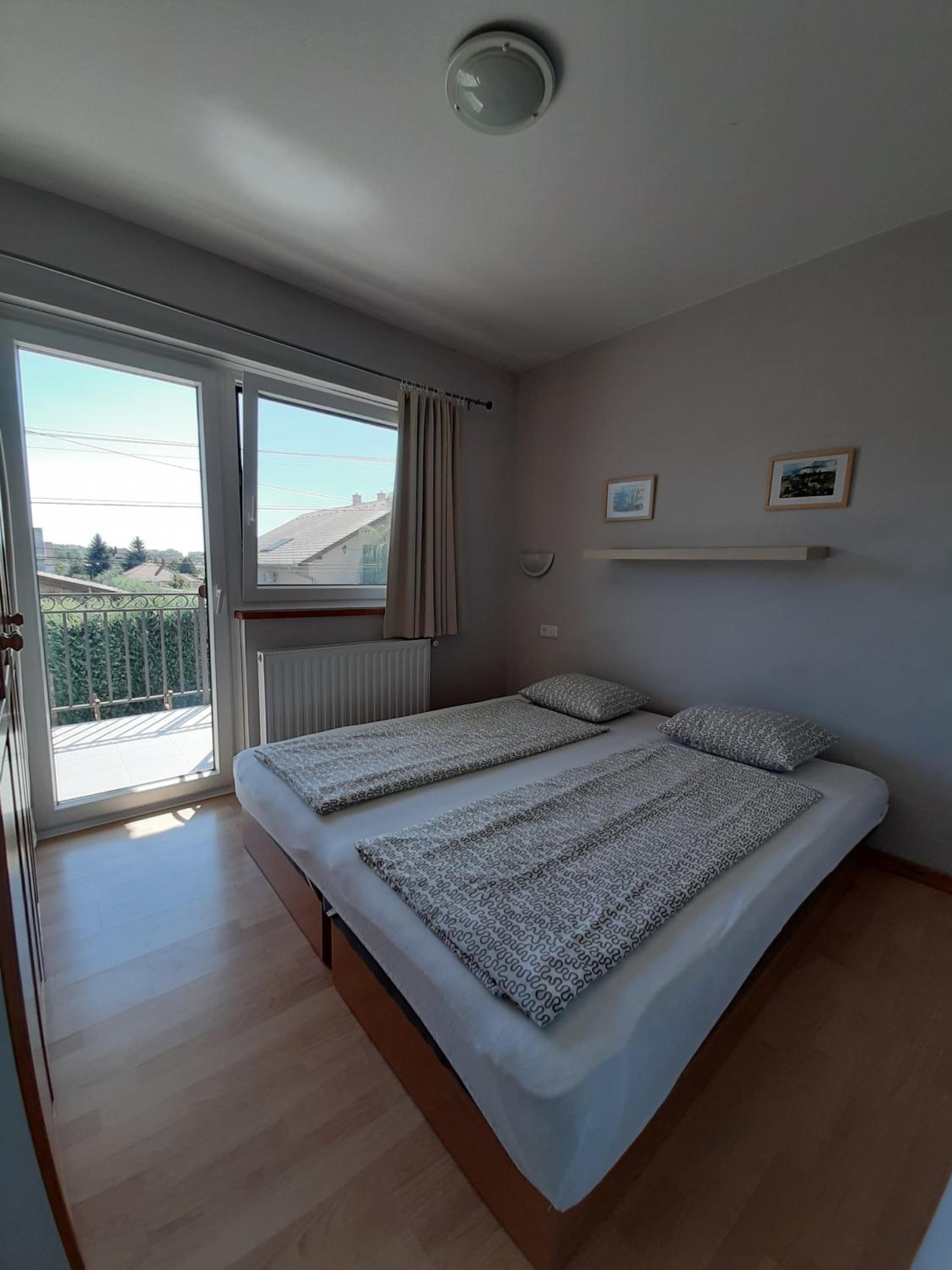 Família Apartmanház