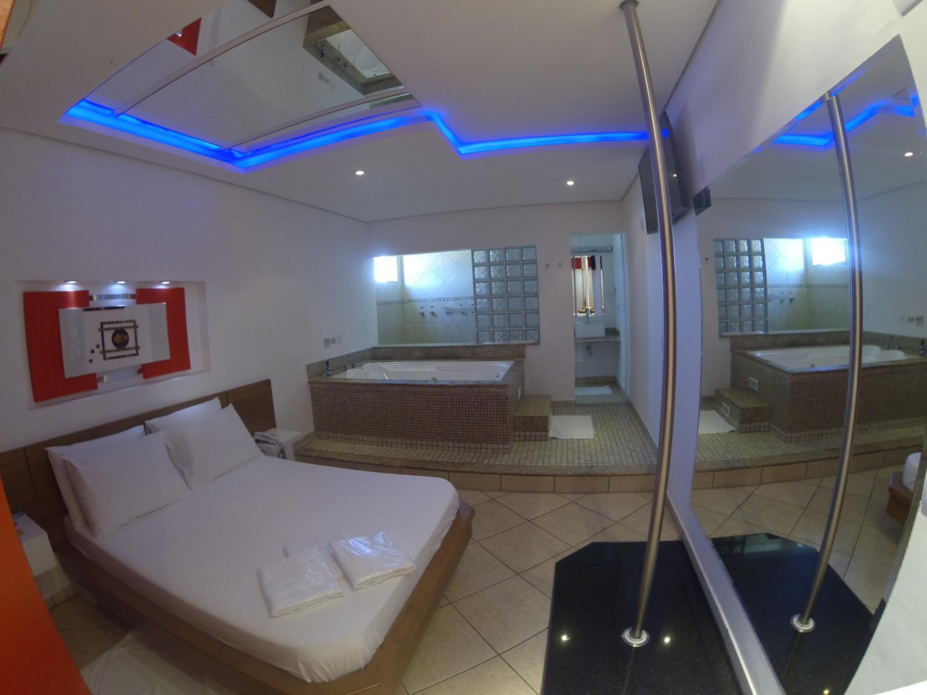 Photo 44