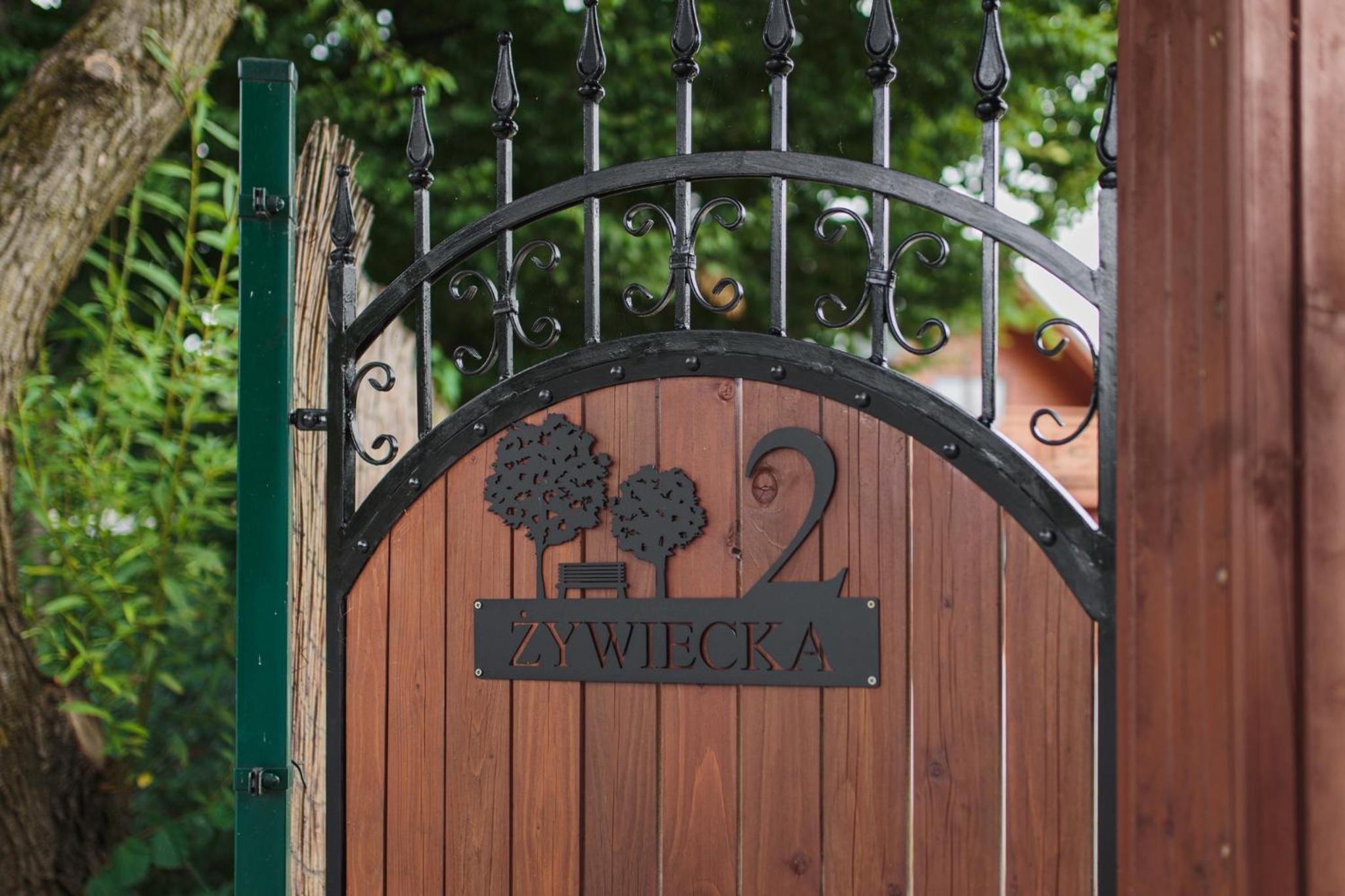 BESKIDZKA CHAŁUPKA