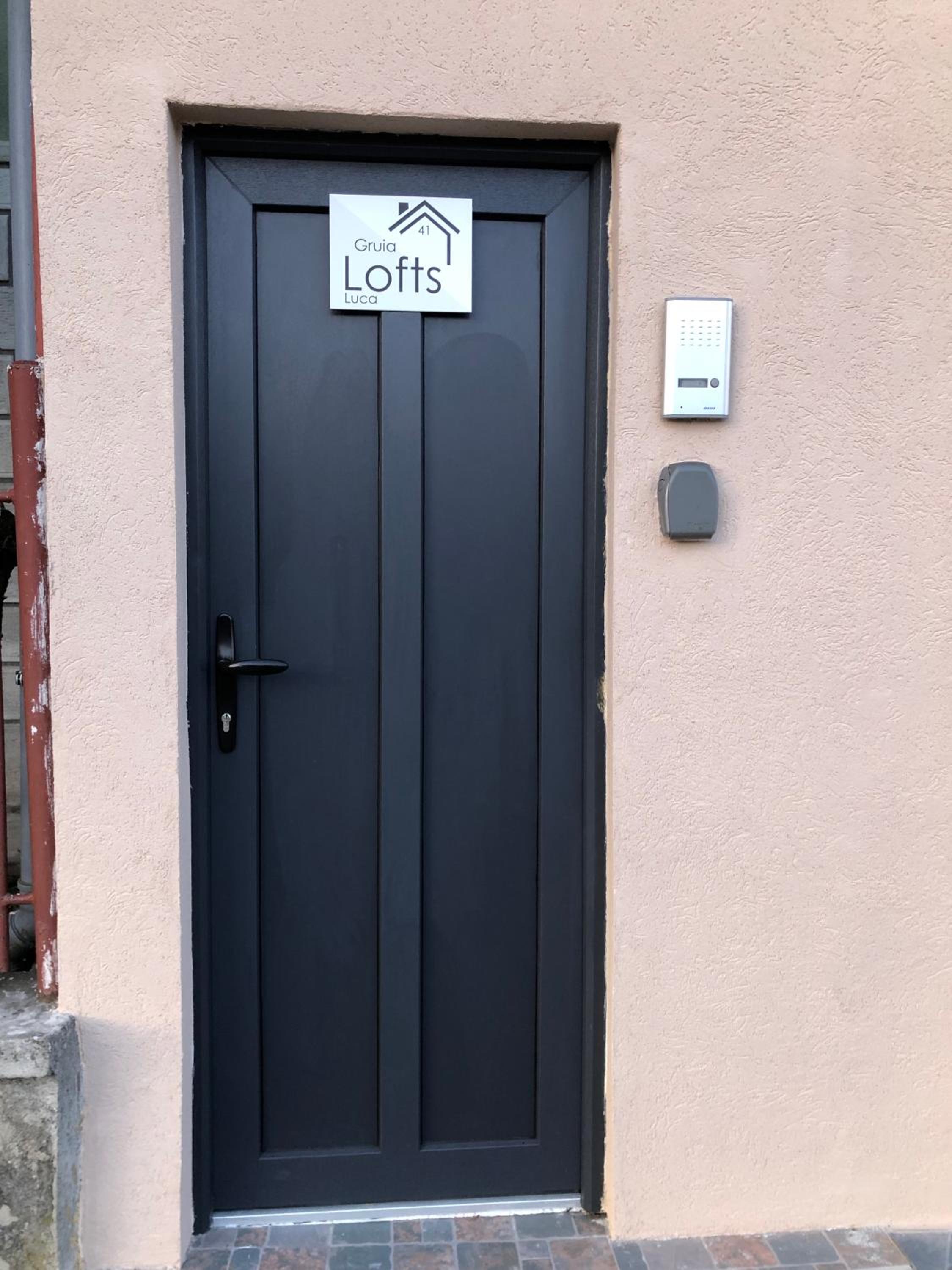 Gruia Lofts