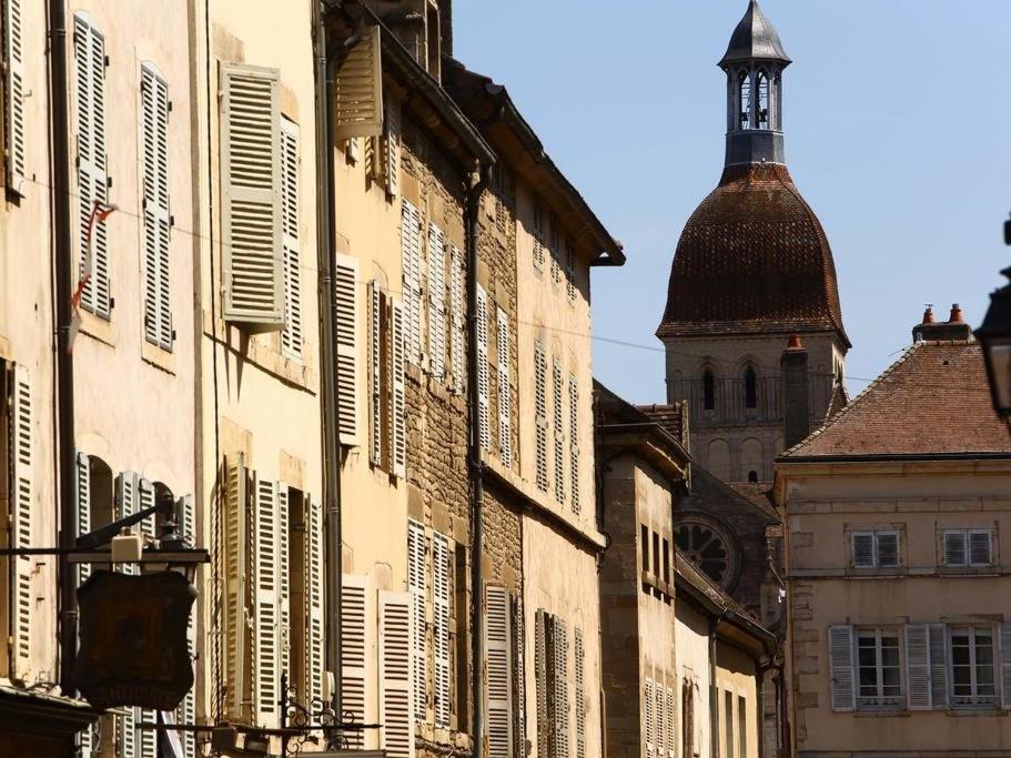 41 Maufoux By Bruno Colin