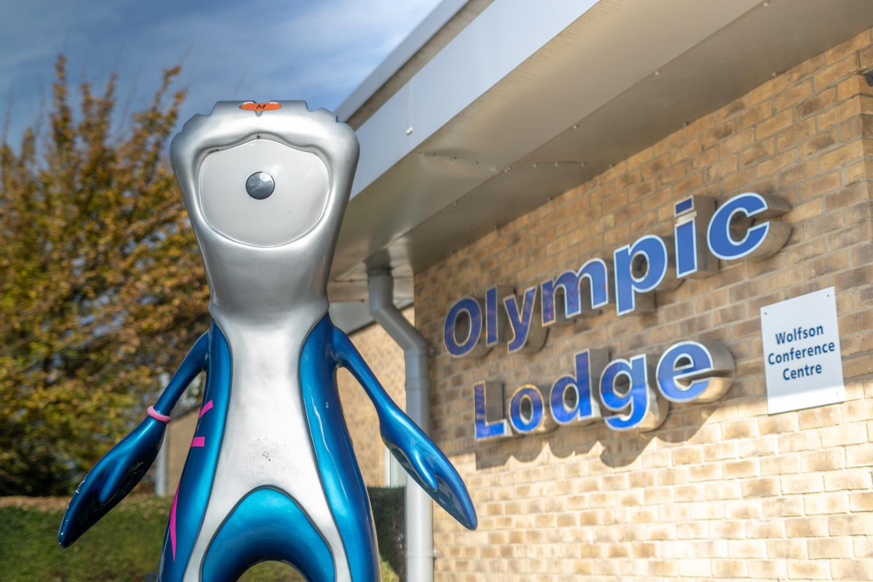 Aylesbury Vacations - The Olympic Lodge - Property Image 2
