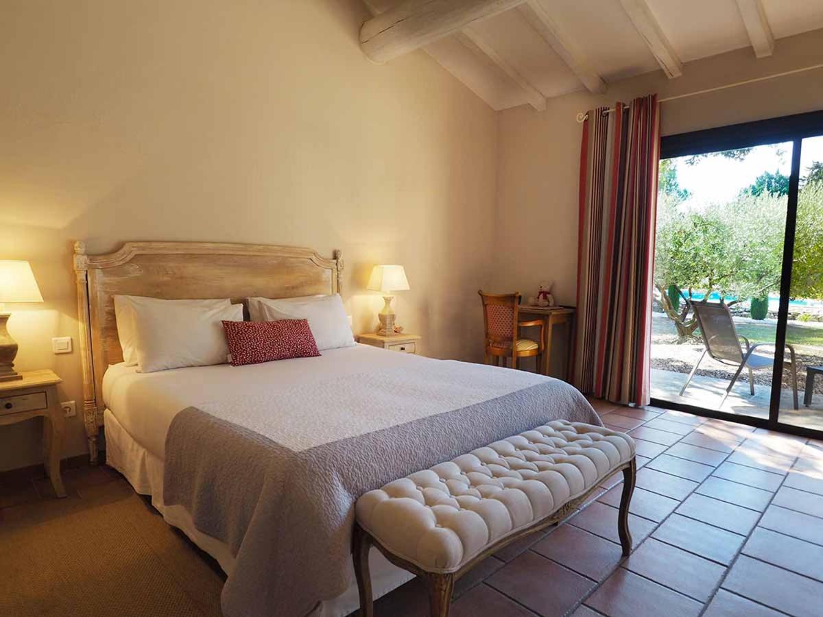 Le Clos des Cyprès Maison d'hôtes de charme & Diner Gourmet