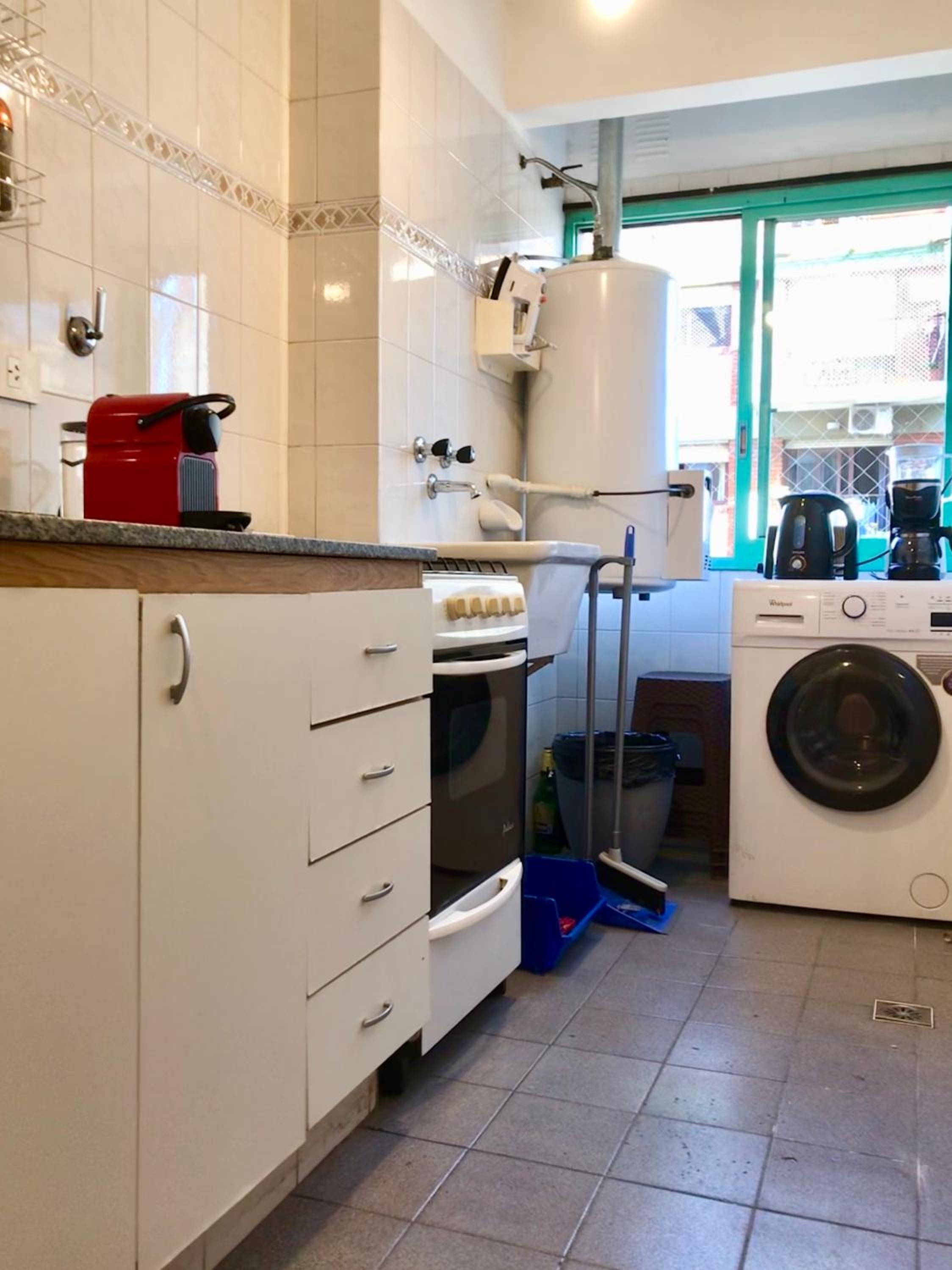 Apartamento Bulnes y Calle Corrientes