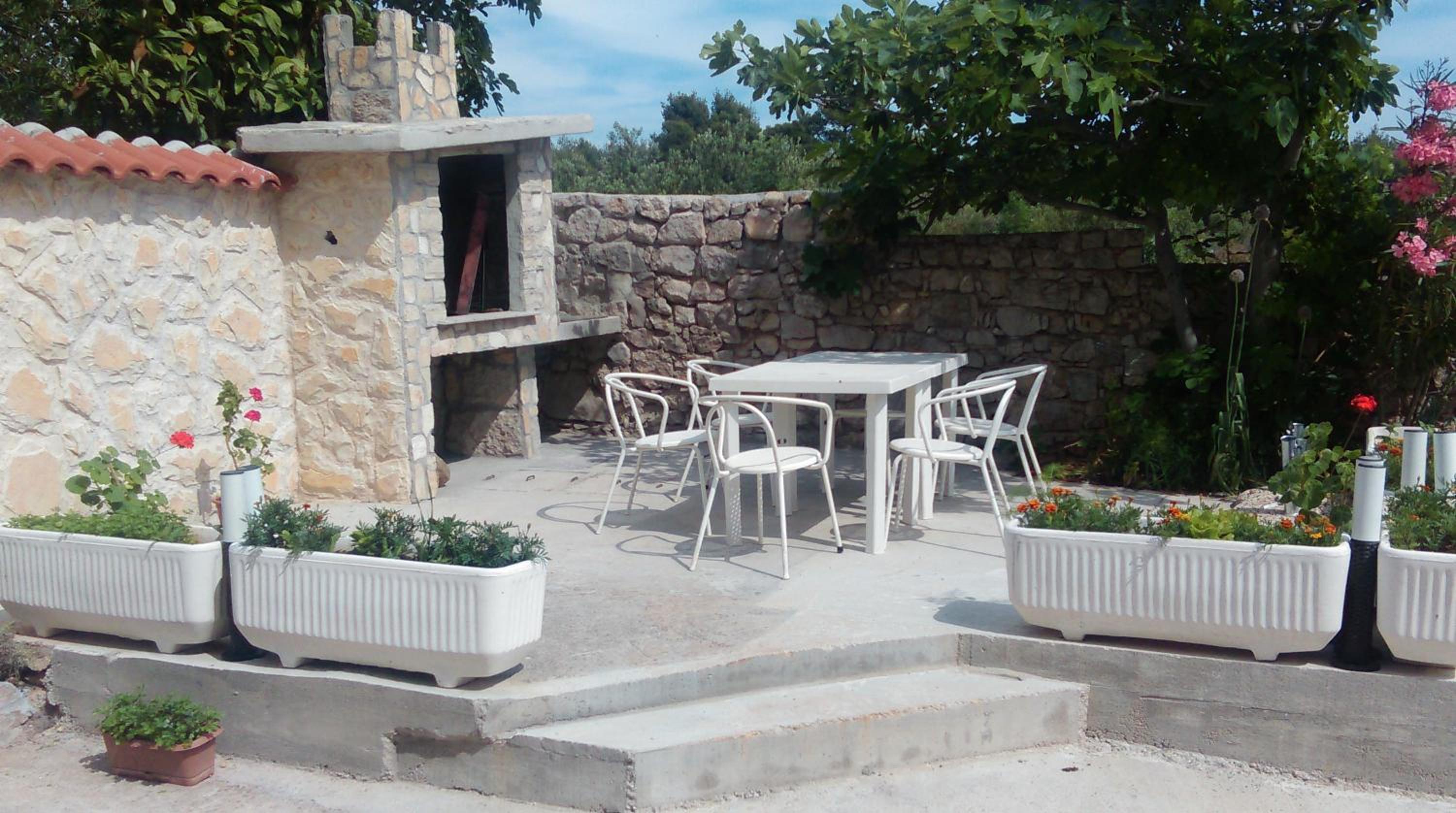 Guesthouse Sovlje (Tribunj) view 2