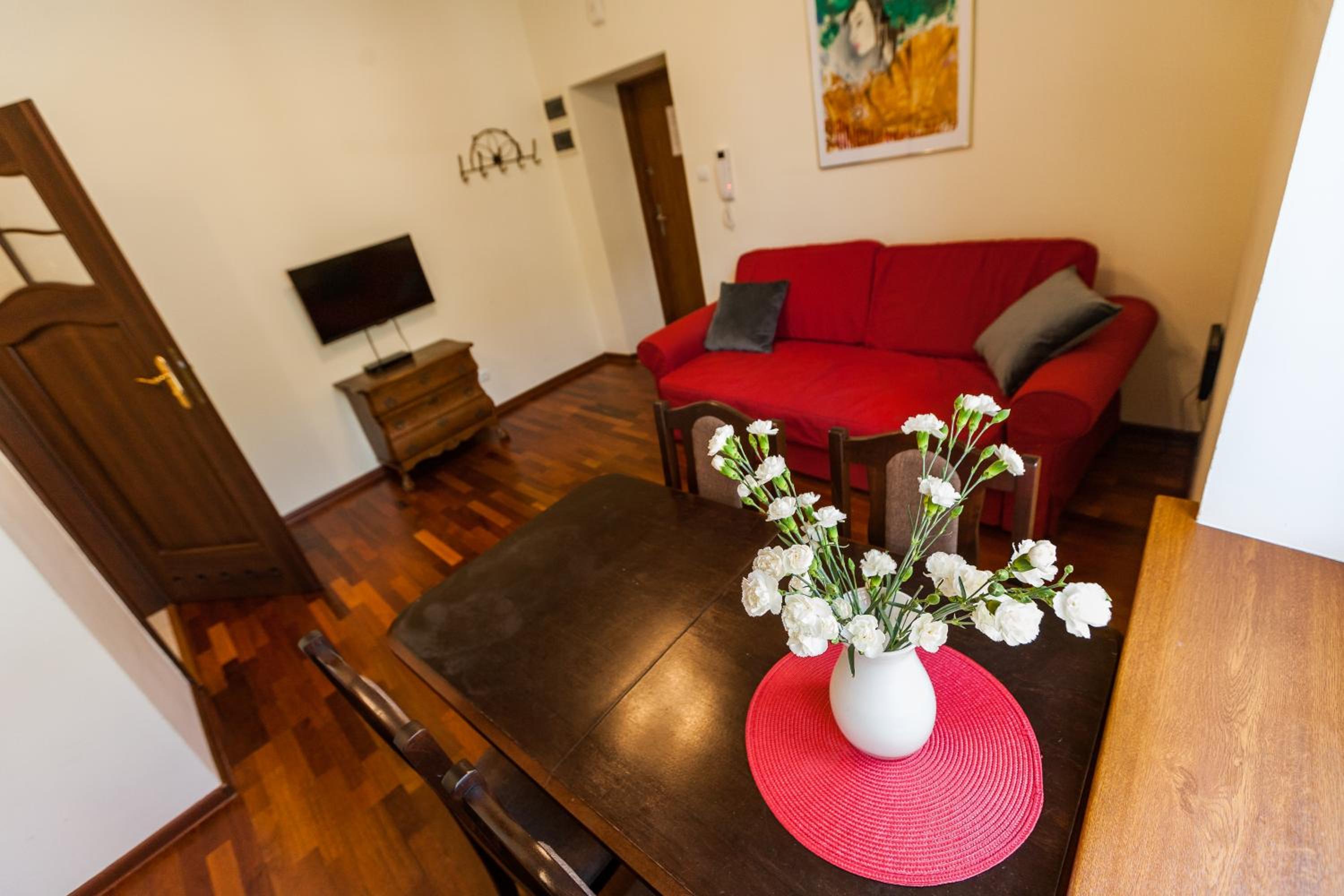 Vintage Senacka 5 Apartments