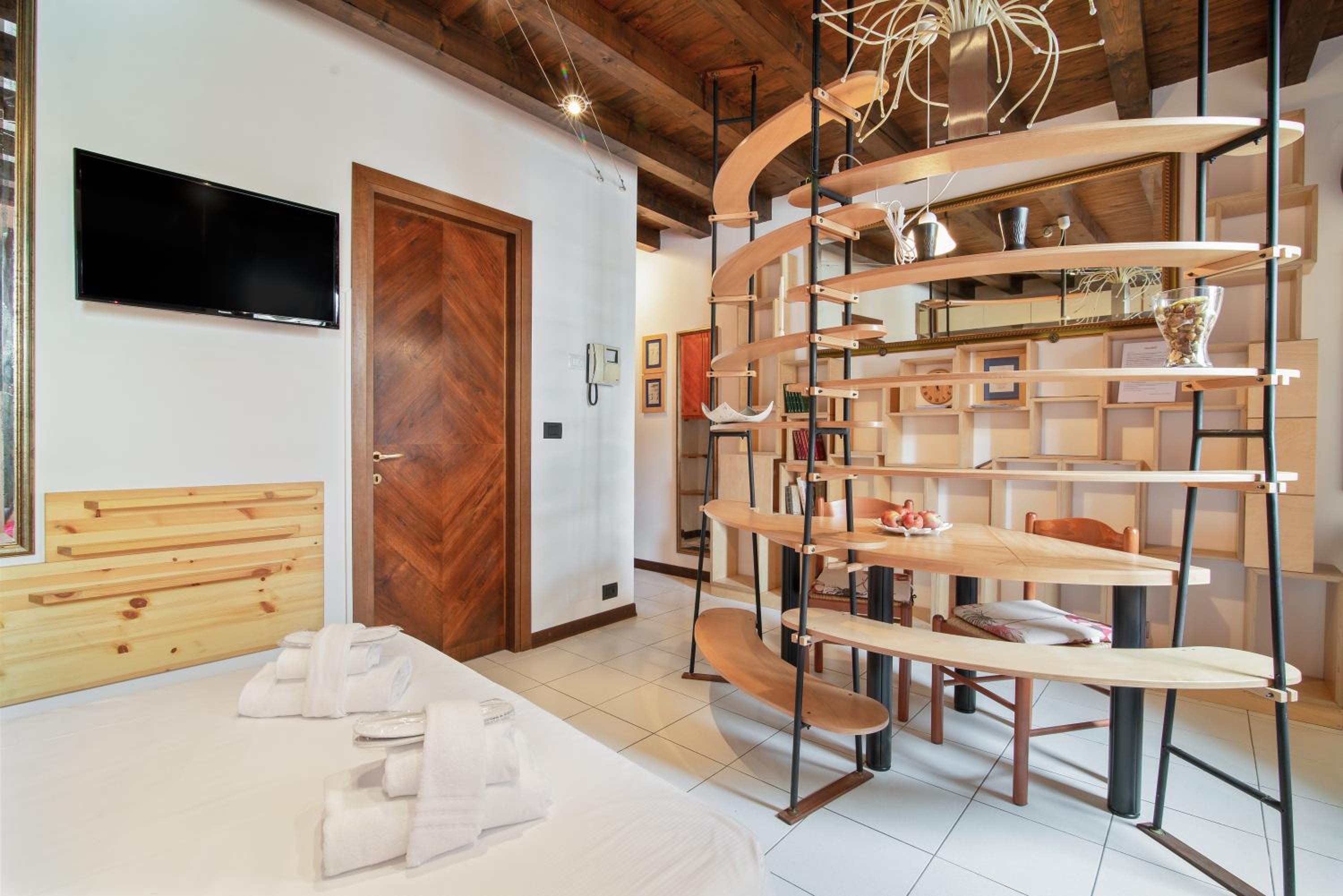 Sweet Studio Ponti Romani view 3