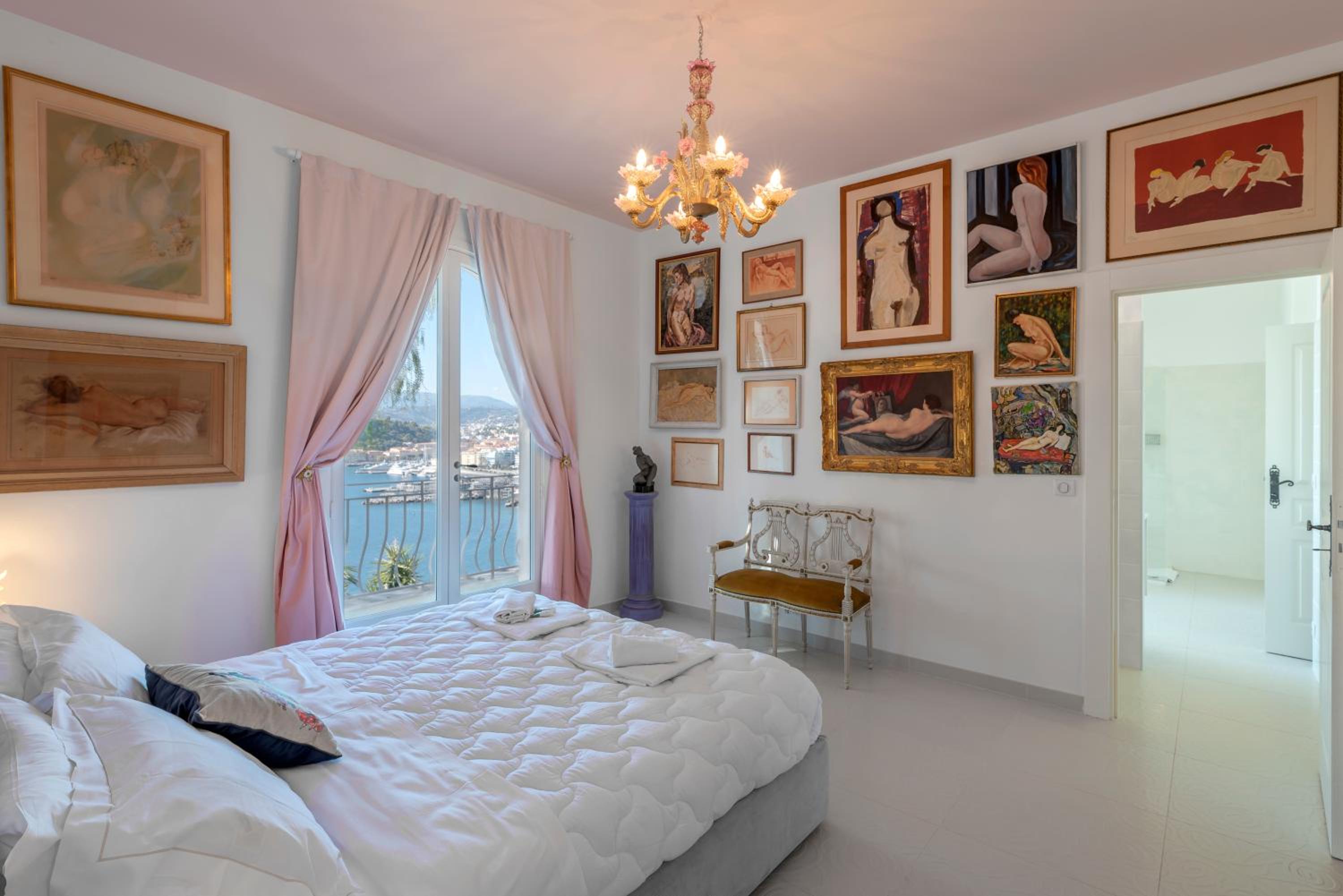 Château des Anglais - Five Stars Holiday House view 5