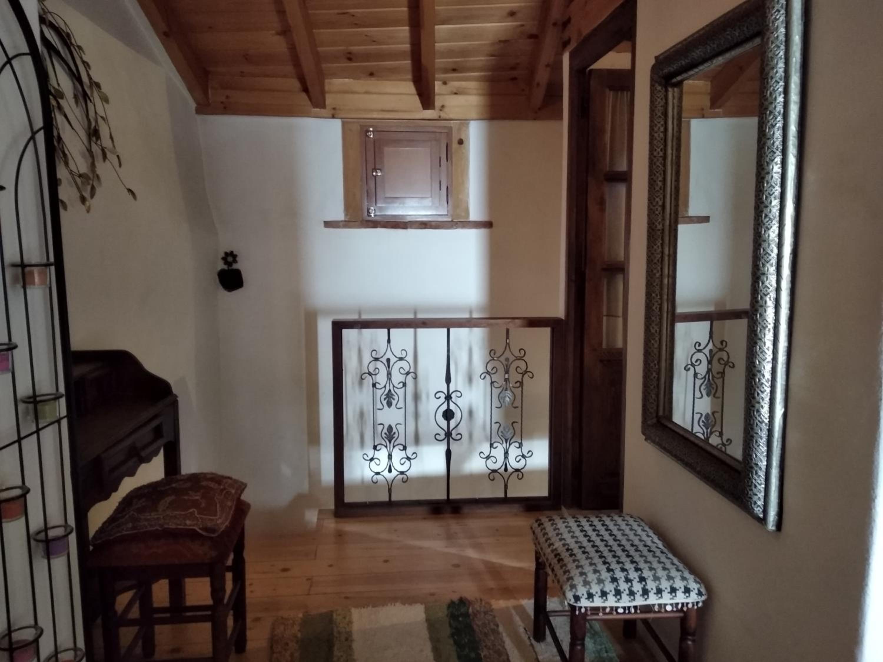 Casa con encanto en Valdelarco view 5