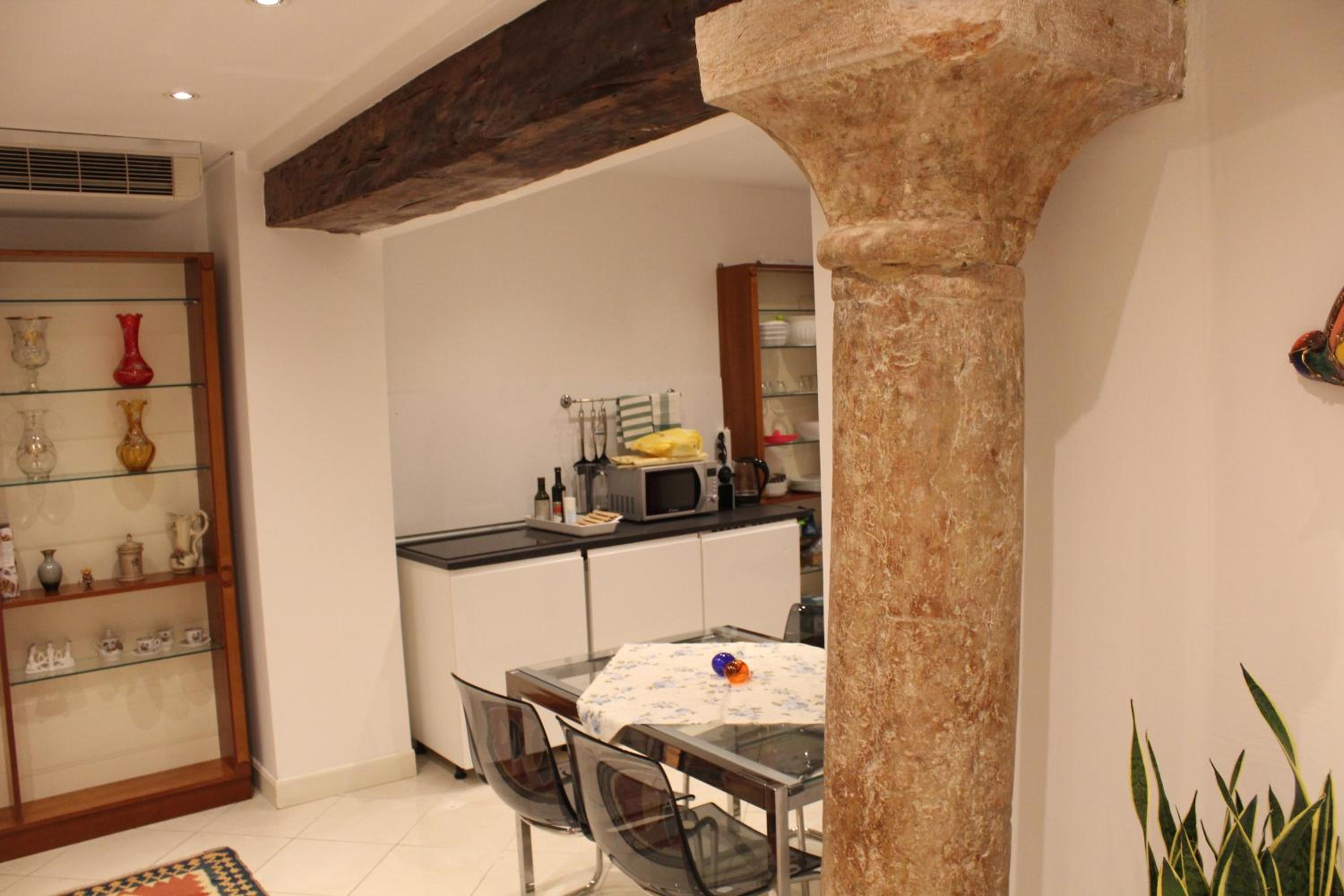 Rialto Mercato apartment suite