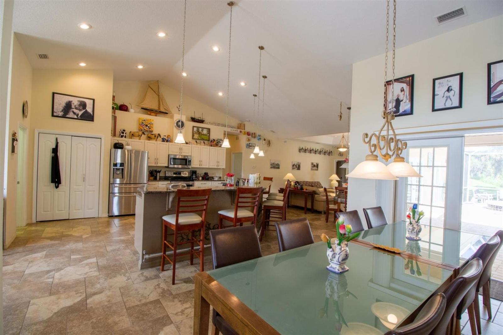 Villa Eagle - Executive - 3 bedroom view 5