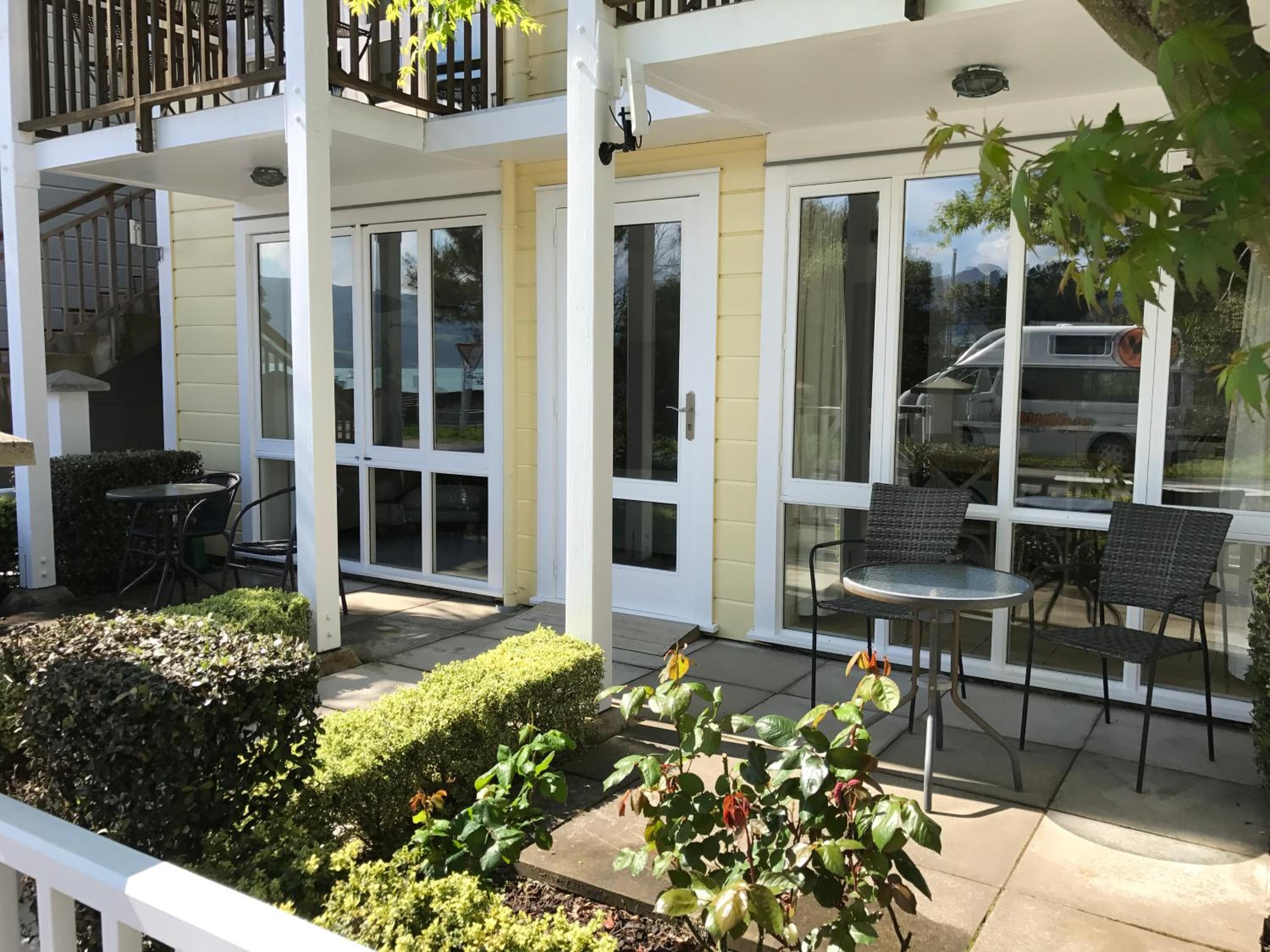 Balcony & Terrace