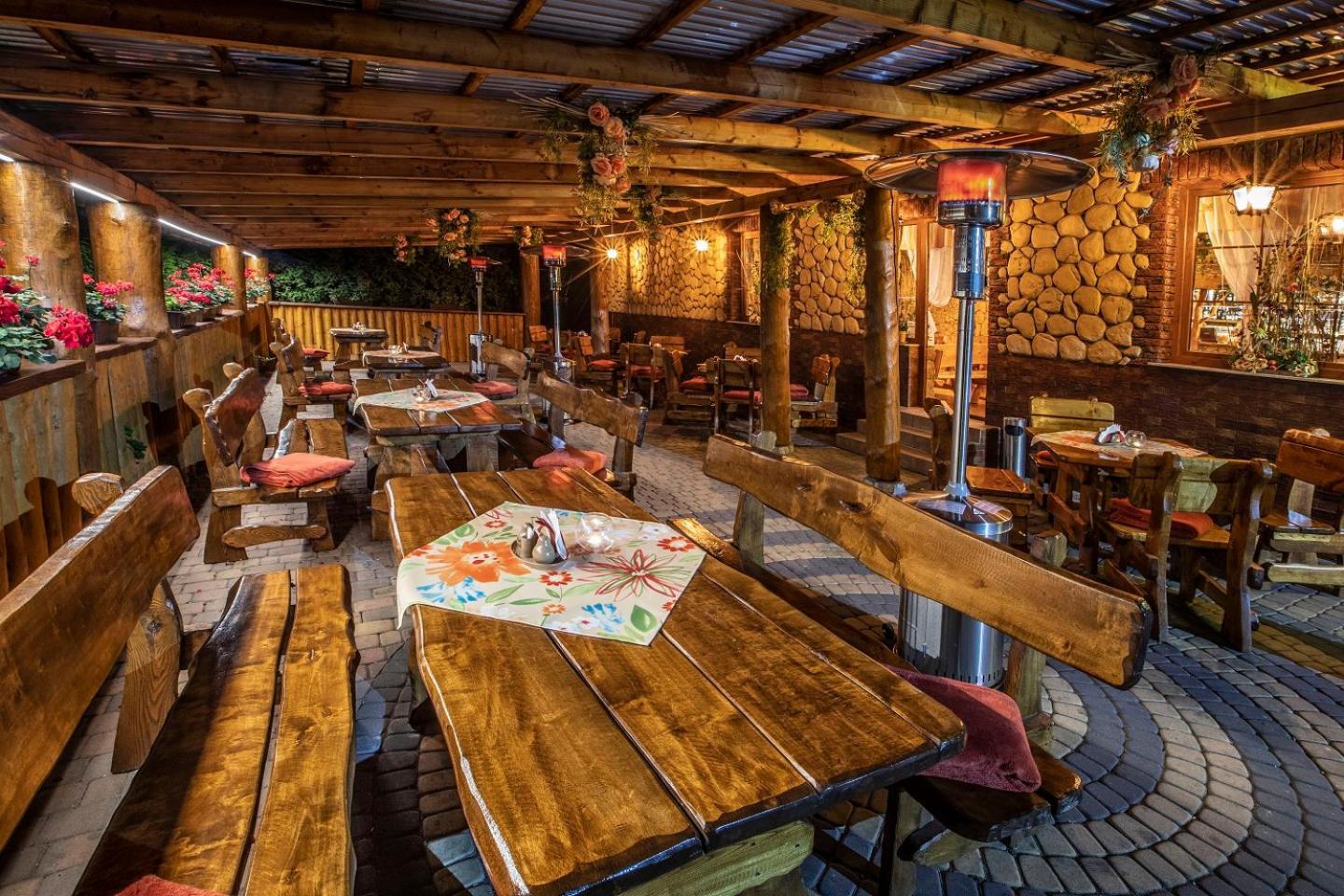 restaurant