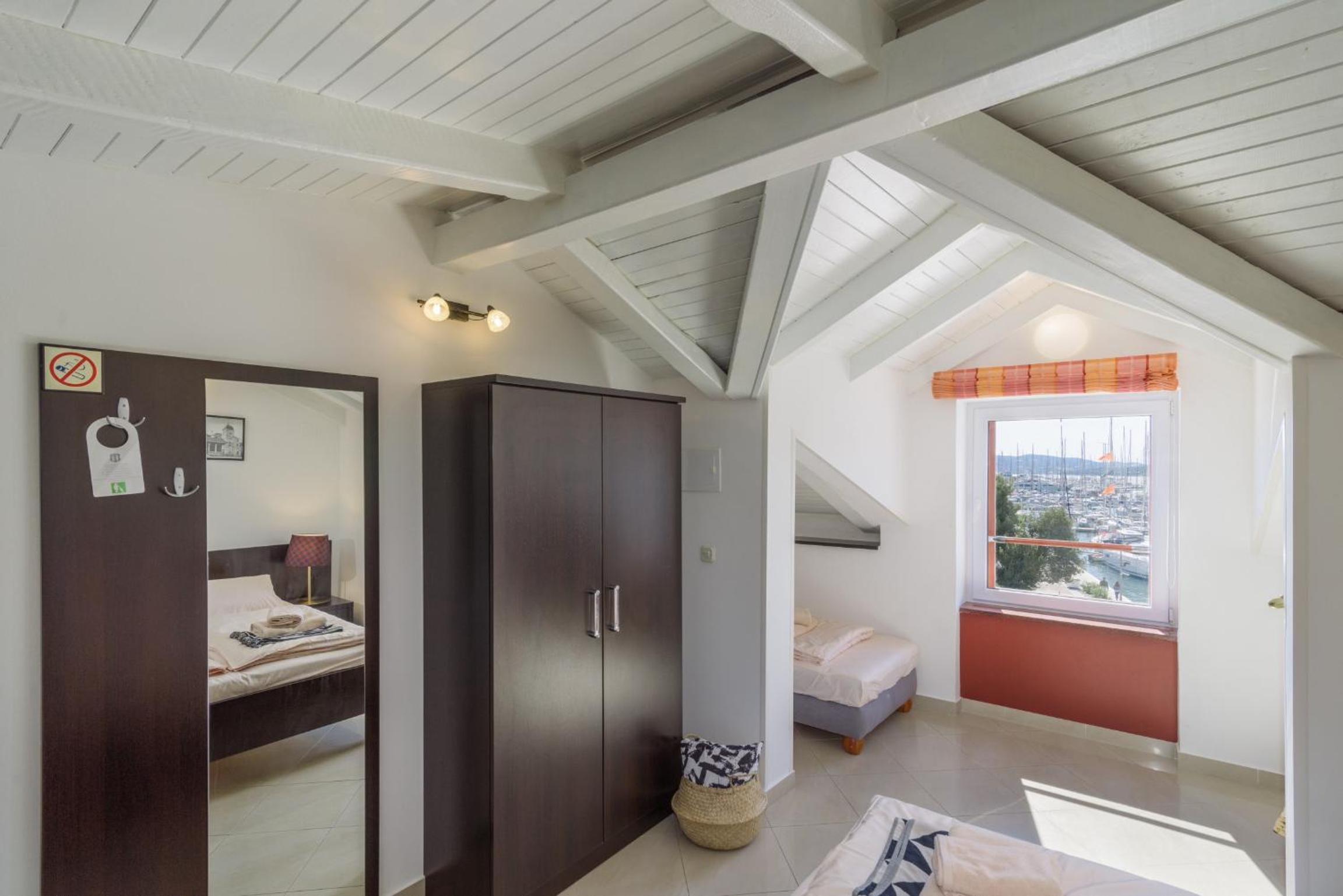 Riva Apartment 3