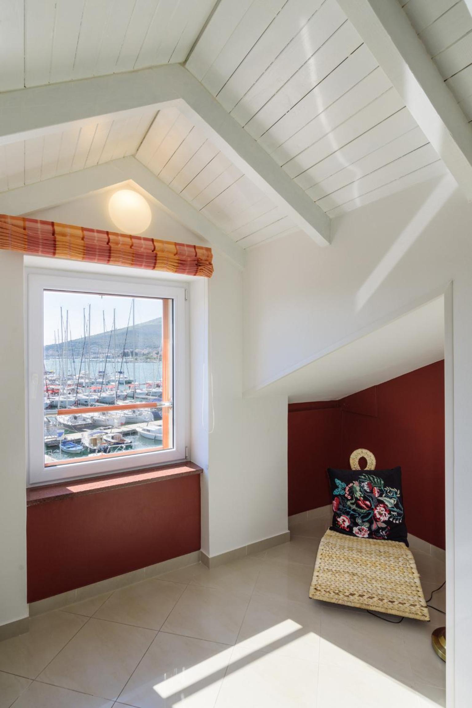 Riva Apartment 3