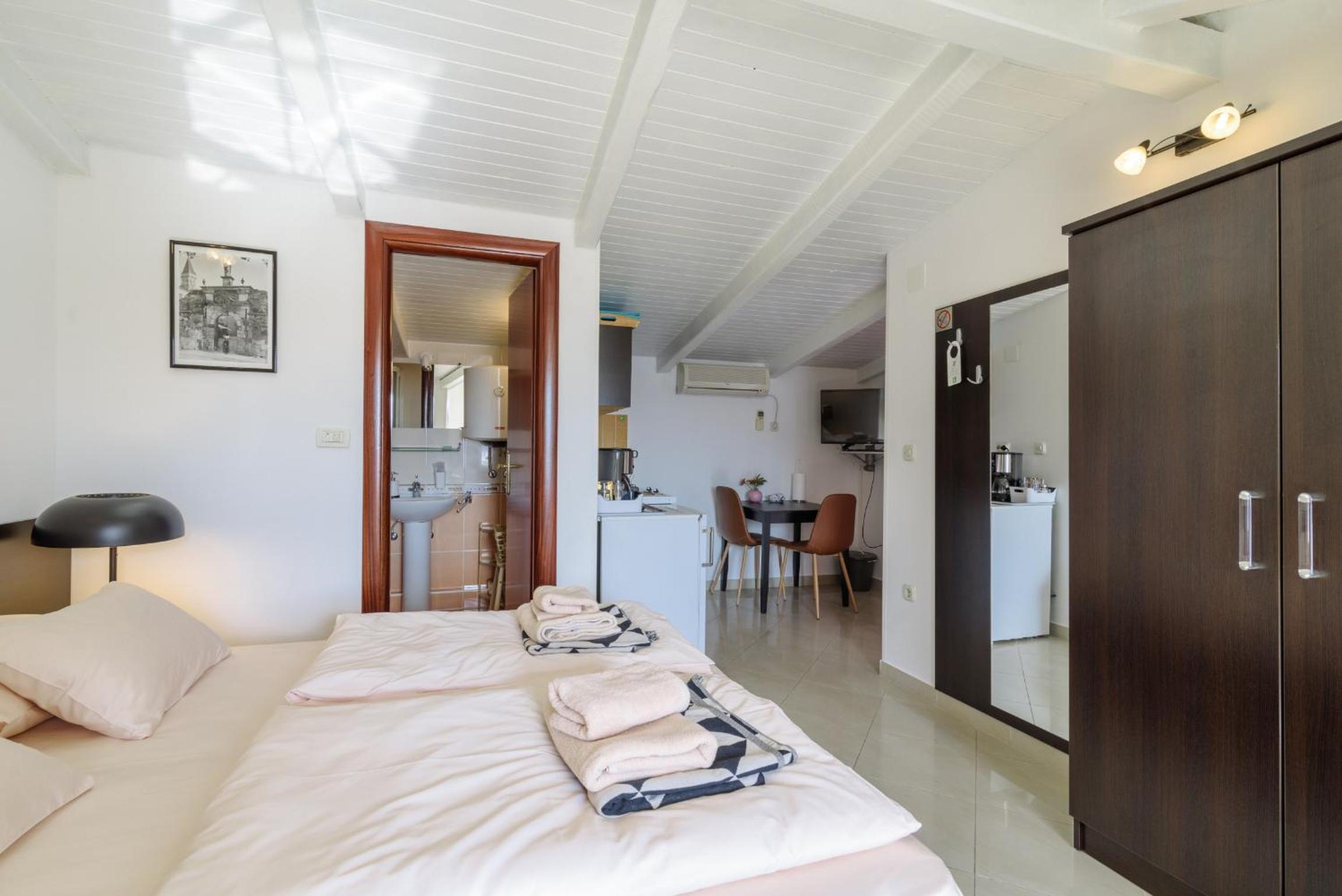 Riva Apartment 3